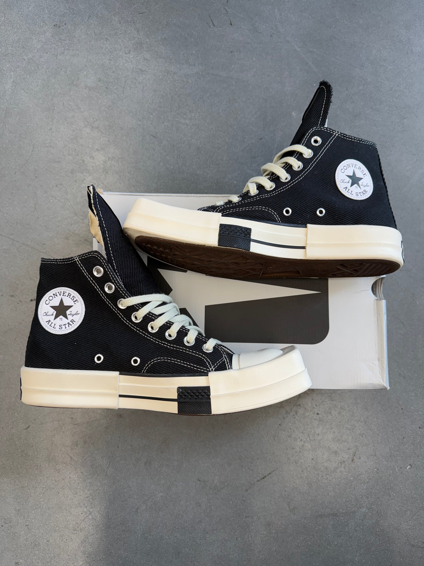 2022 SIZE 8 CONVERSE DRKSTAR HI RICK OWENS DRKSHDW HI BLACK EGRET (WITH BOX)