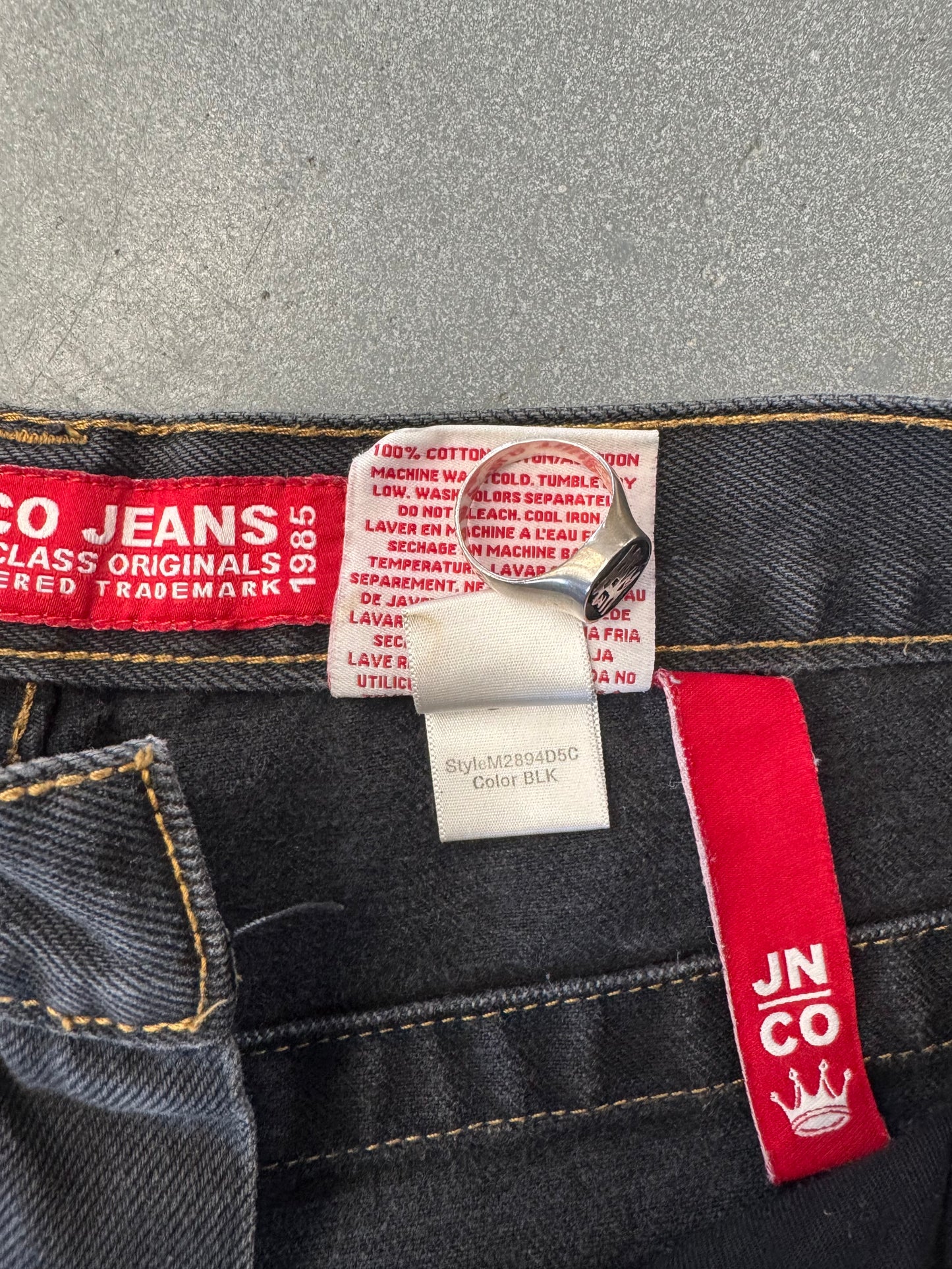Y2K JNCO FLAMING SKULL DENIM SHORTS