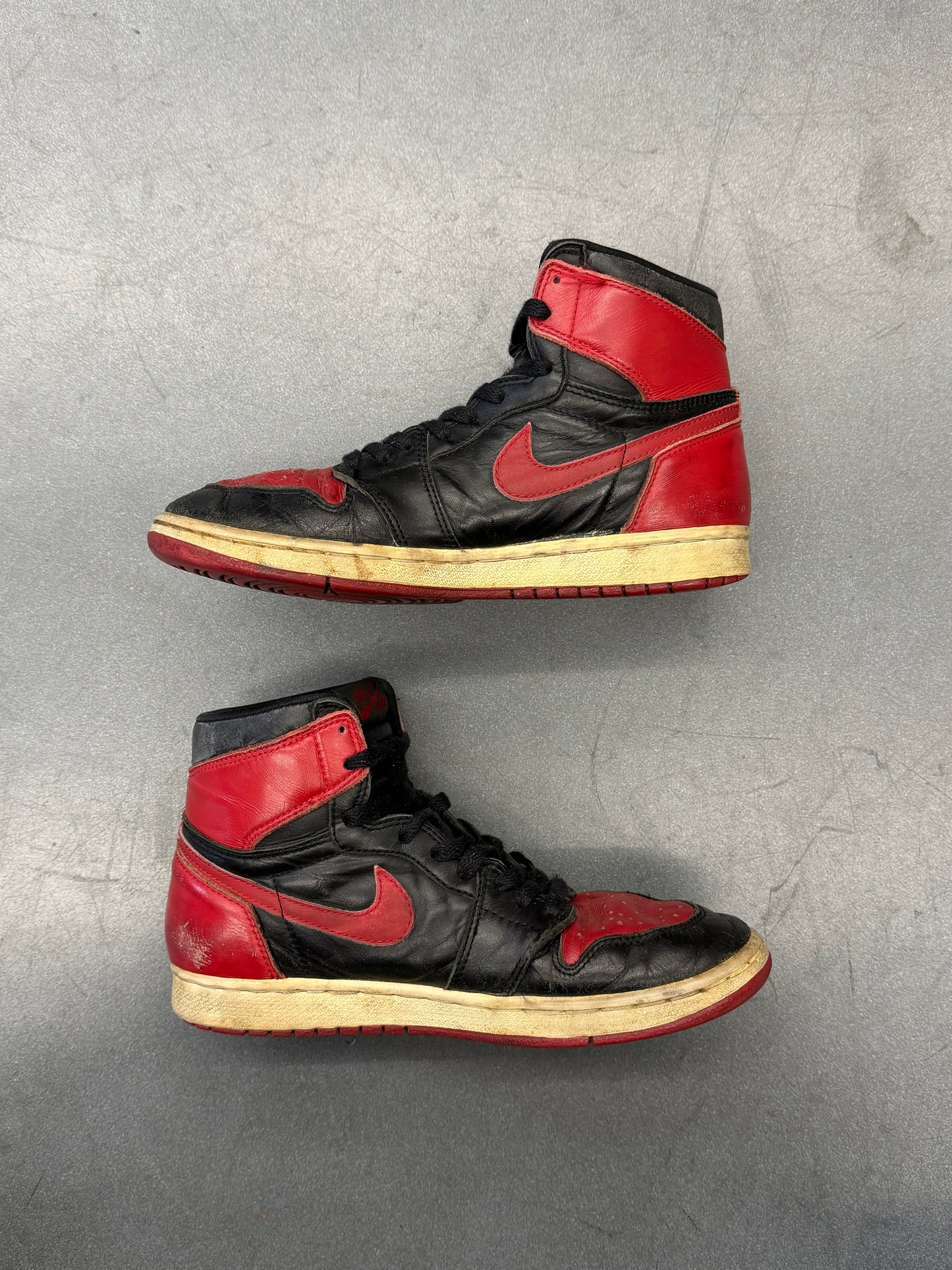 1994 AIR JORDAN 1 HIGH RETRO BRED (NO BOX)