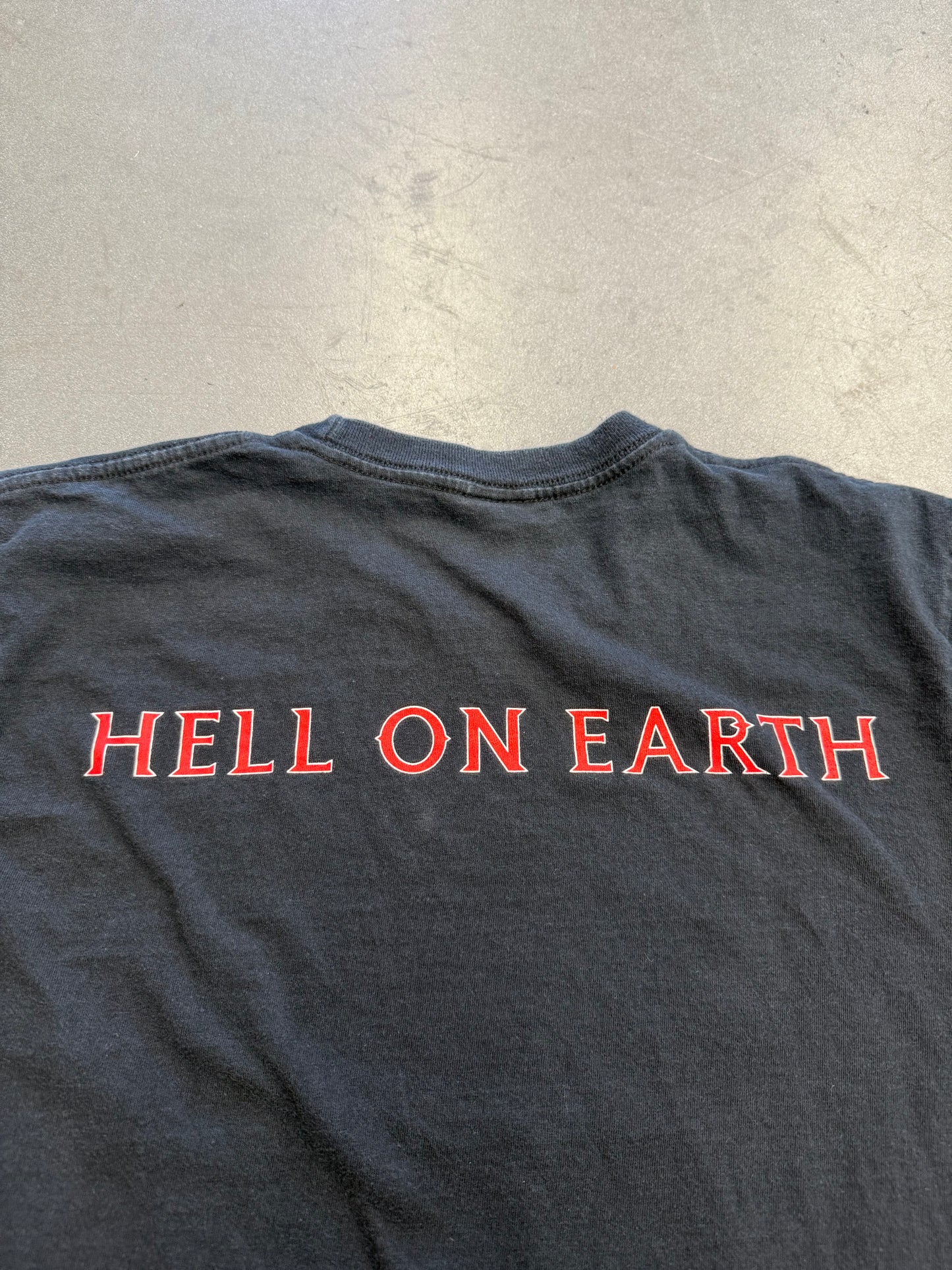 SS18 SUPREME HELLRAISER HELL ON EARTH TEE - BLACK