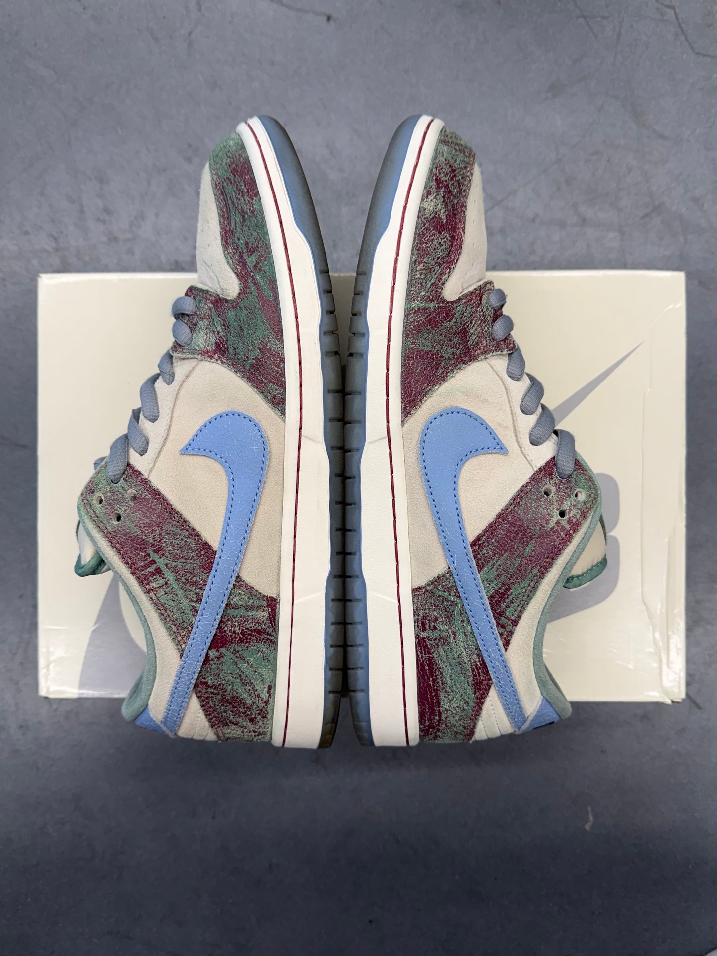2023 SIZE 11 NIKE SB DUNK LOW SB CRENSHAW SKATE SHOP (PRE-OWNED WITH BOX)