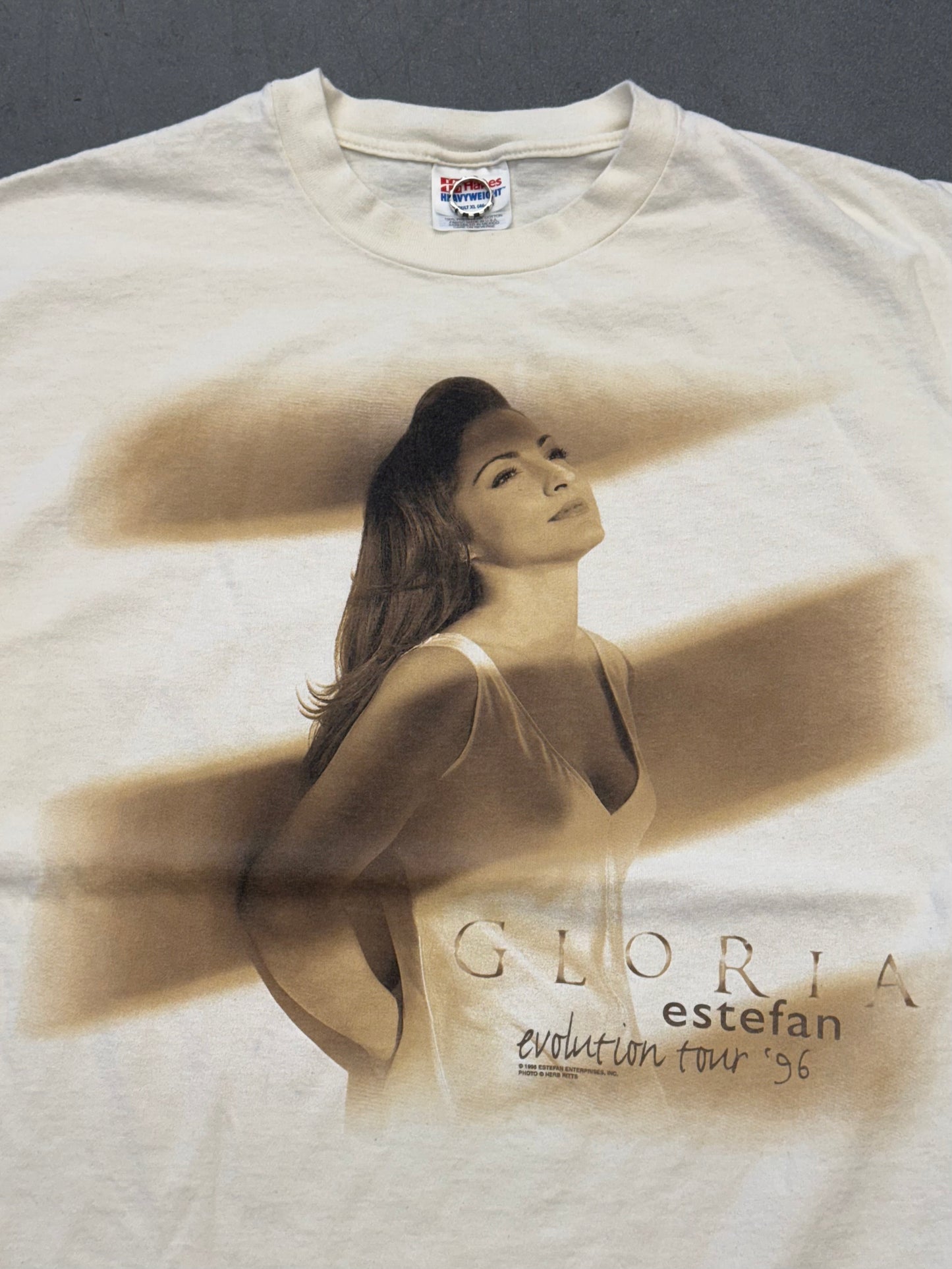 1996 GLORIA ESTEFAN EVOLUTION TOUR TEE (HANES TAG)