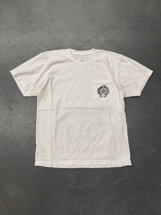 CHROME HEARTS ST. BARTHS HORSESHOE POCKET TEE - WHITE/BLACK
