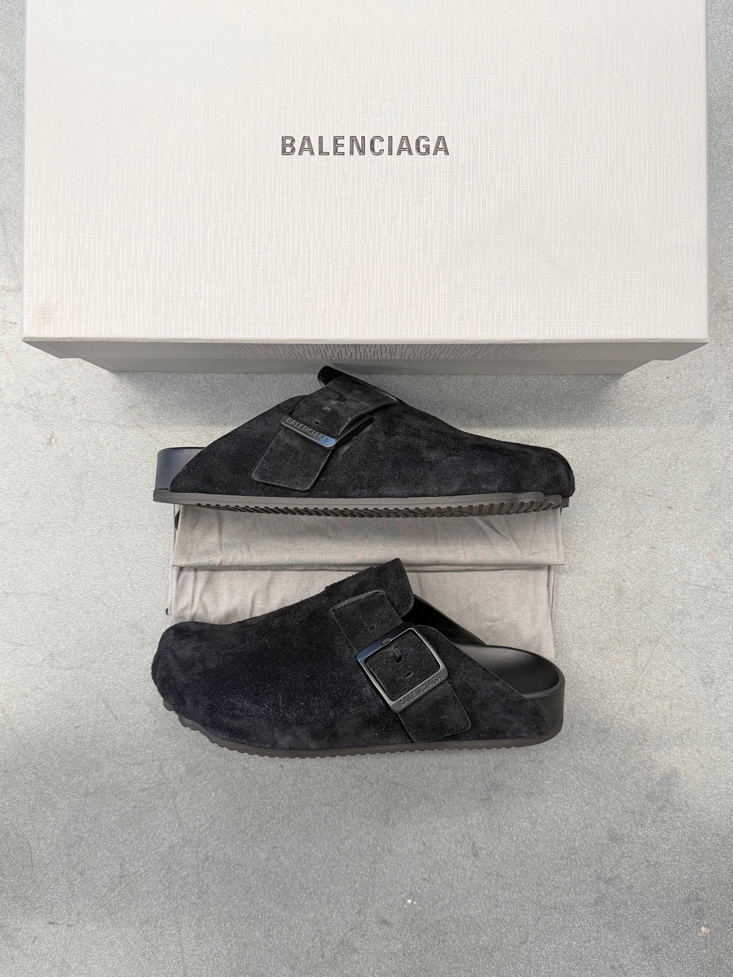 BALENCIAGA SUNDAY SUEDE MULE - BLACK (W/BOX)