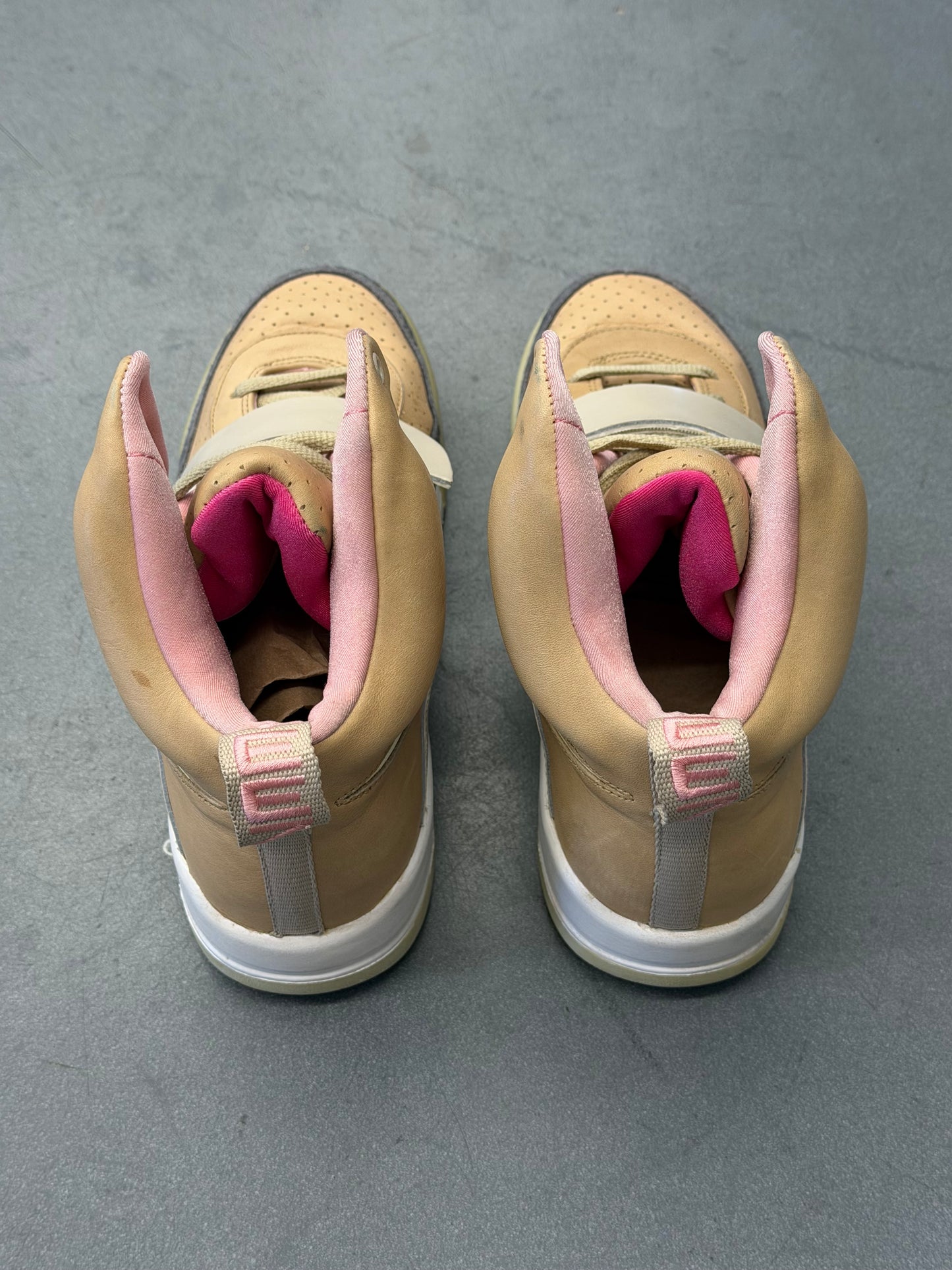 2009 NIKE AIR YEEZY - NET TAN (REP BOX)