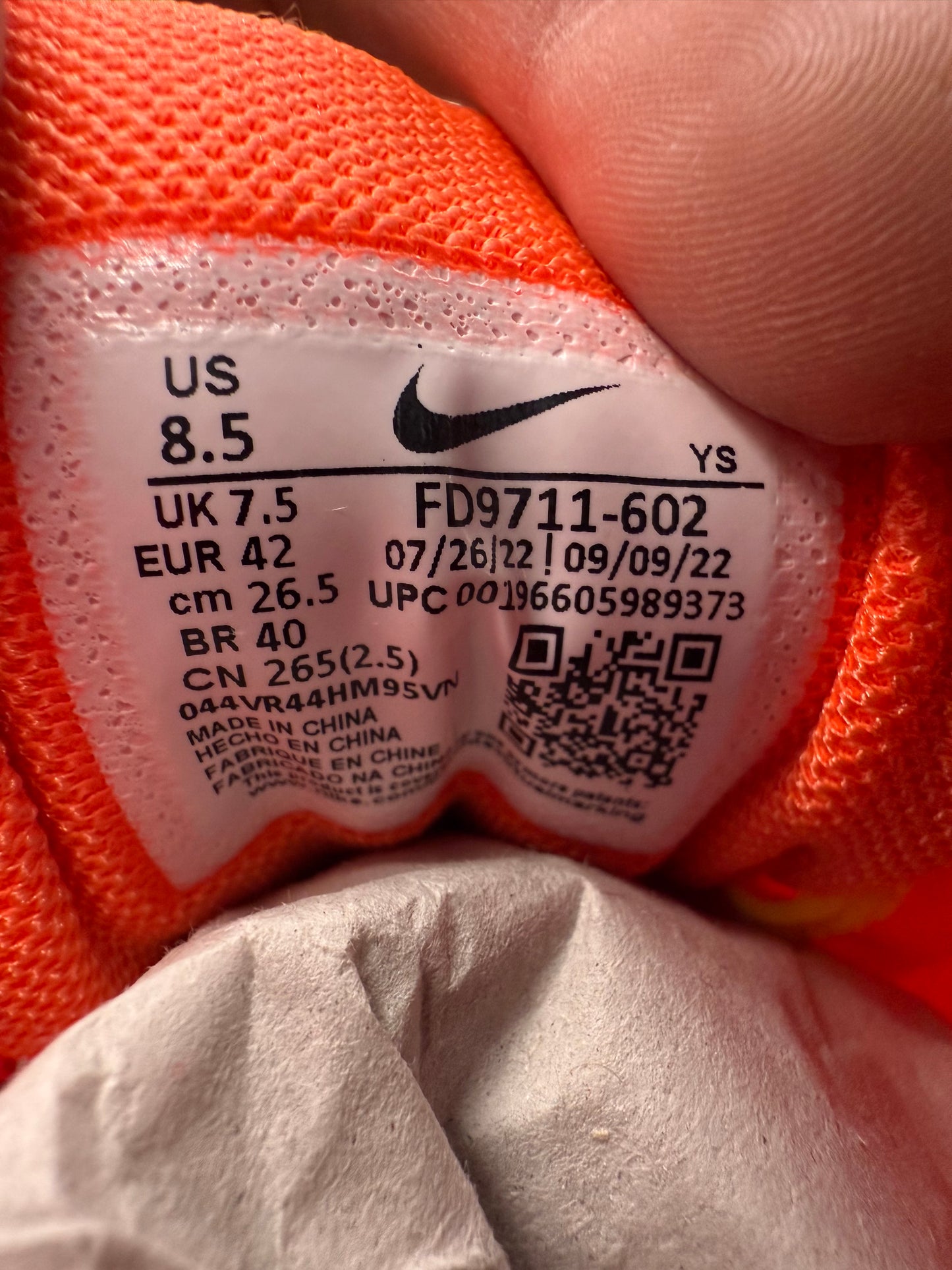 2023 SIZE 8.5 NIKE ZOOM VOMERO 5 DOERNBECHER