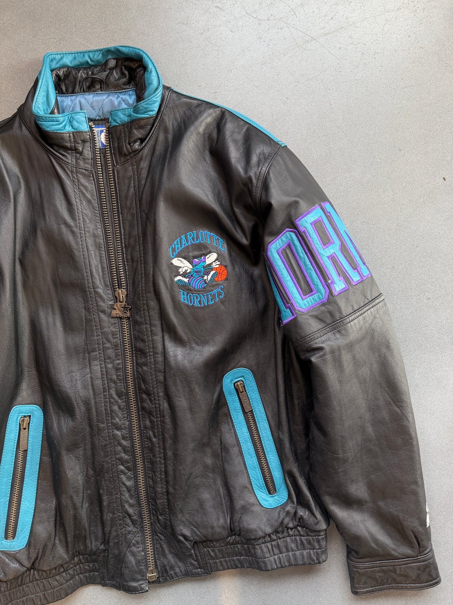 90S STARTER CHARLOTTE HORNETS LEATHER JACKET