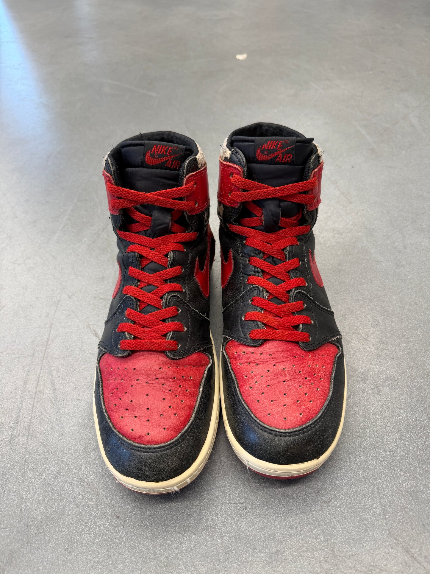 1985 AIR JORDAN 1 HIGH - BRED
