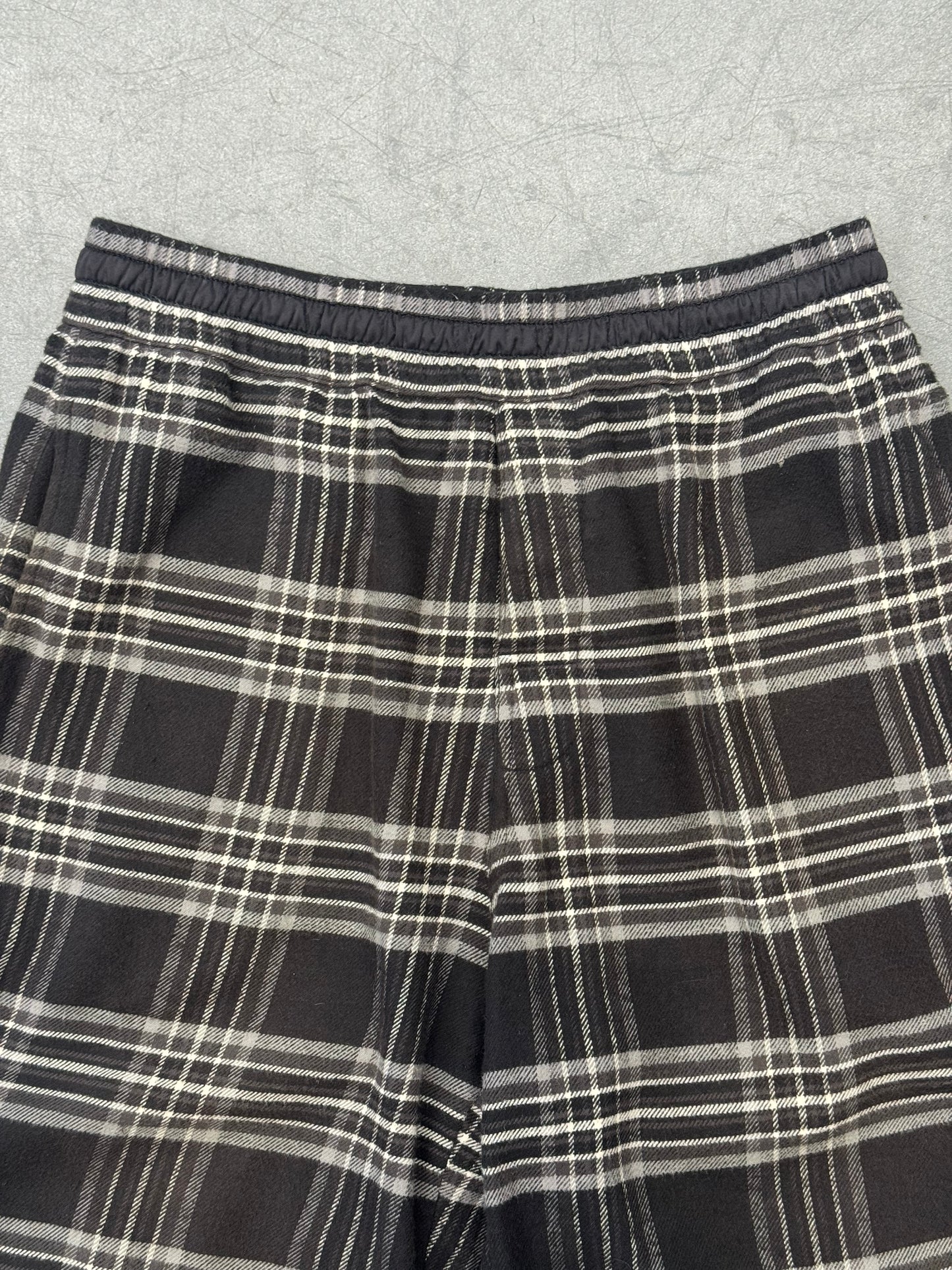 CHROME HEARTS AFTER SCHOOL CROSS PATCH FLANNEL SHORTS
