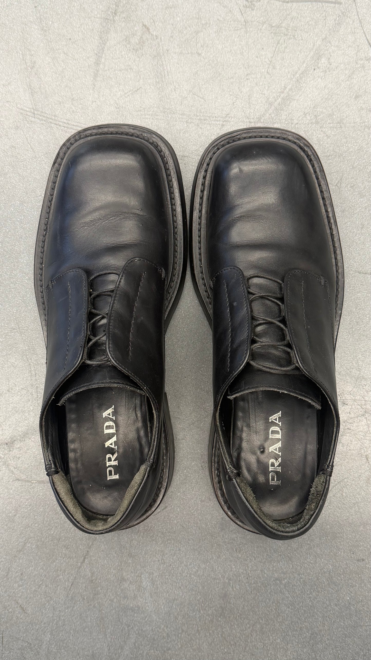 PRADA LEATHER OXFORD LACE UP LOAFERS (NO BOX)