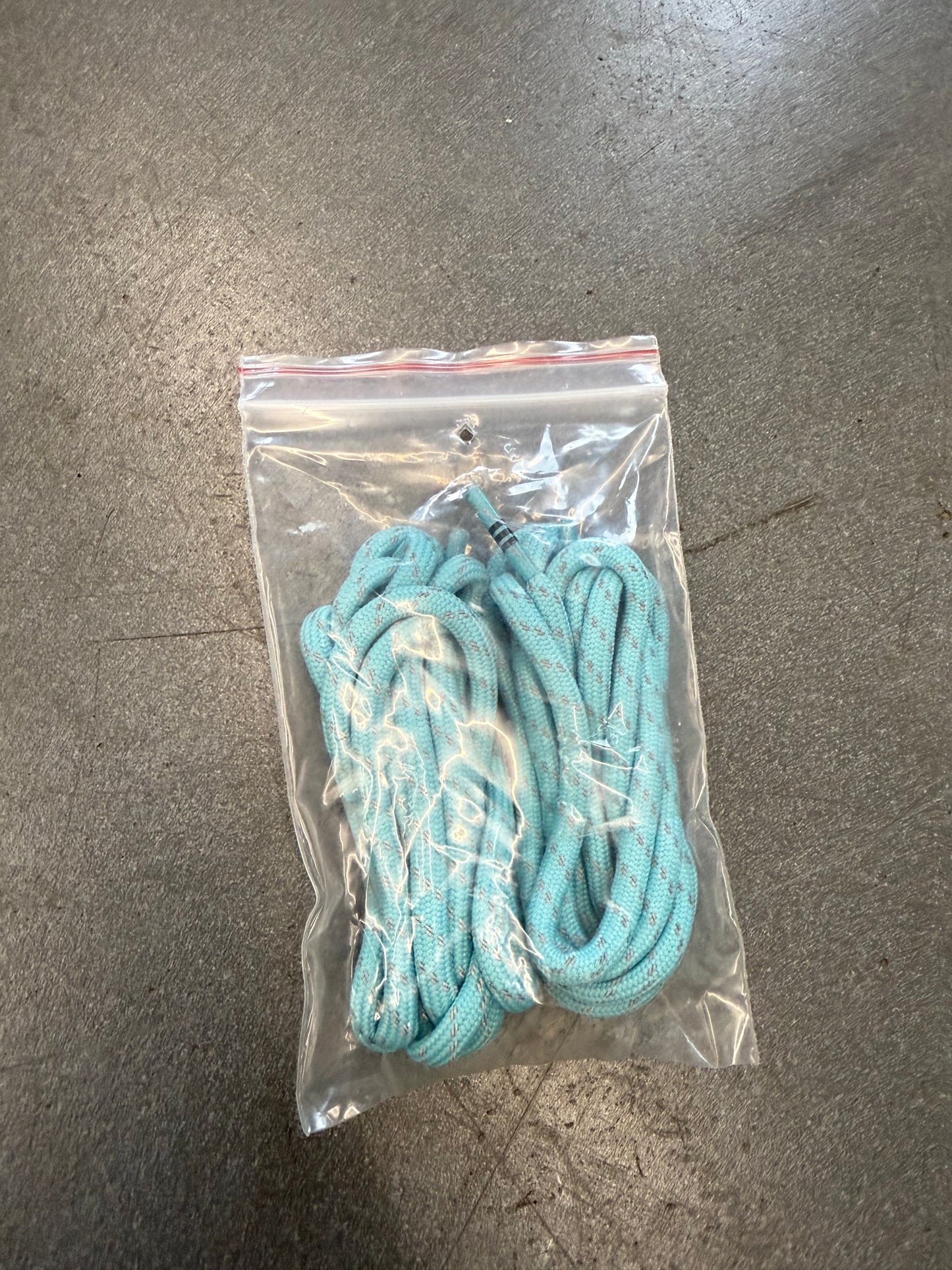 2021 SIZE 8.5 ADIDAS NMD HU PHARRELL WILLIAMS CLEAR AQUA (WITH BOX)