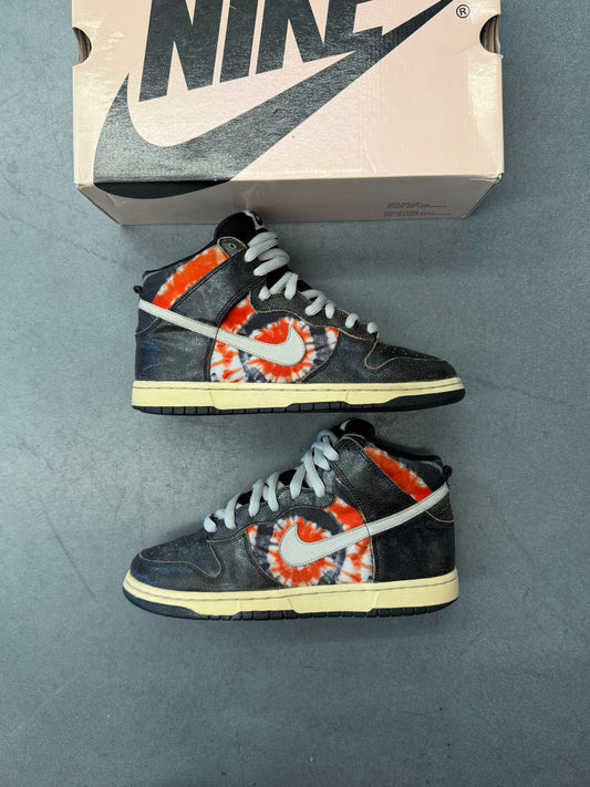 2004 NIKE SB DUNK HIGH HUF (WITH REPLACEMENT PINK BOX)