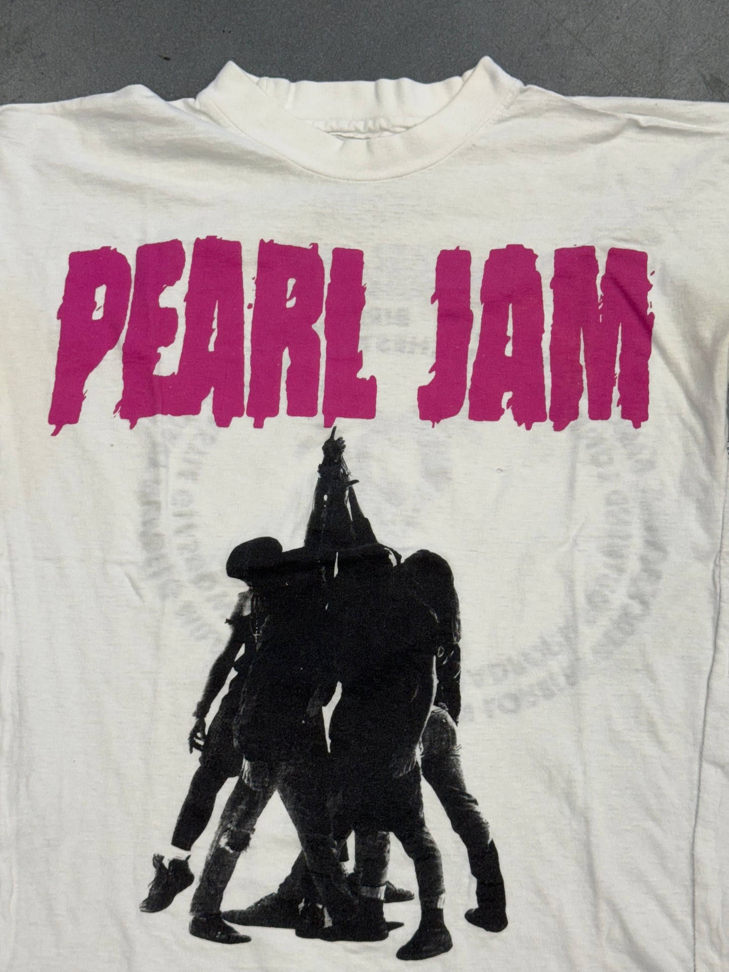 90S HELTER SKELTER PEARL JAM WORLD TOUR CROPPED AND ALTERED TEE (CUT TAG)