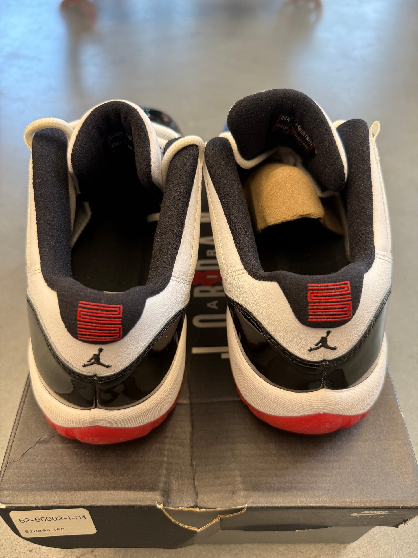 SIZE 7Y 2020 AIR JORDAN 11 RETRO LOW CONCORD BRED (TRIED-ON WITH BOX)