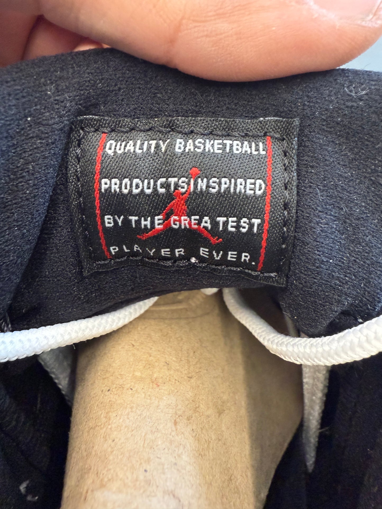 SIZE 7Y 2020 AIR JORDAN 11 RETRO LOW CONCORD BRED (TRIED-ON WITH BOX)