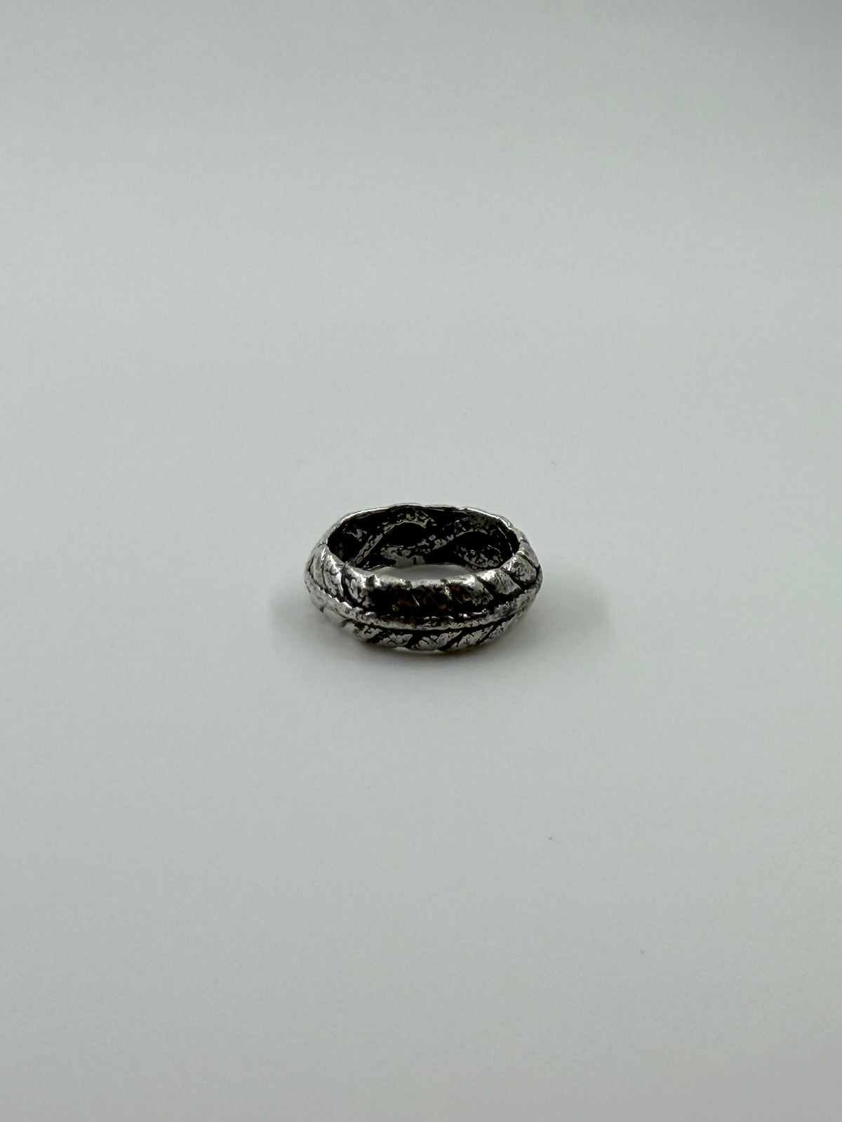LEAF BAND STERLING SILVER SHIPWRECK RING