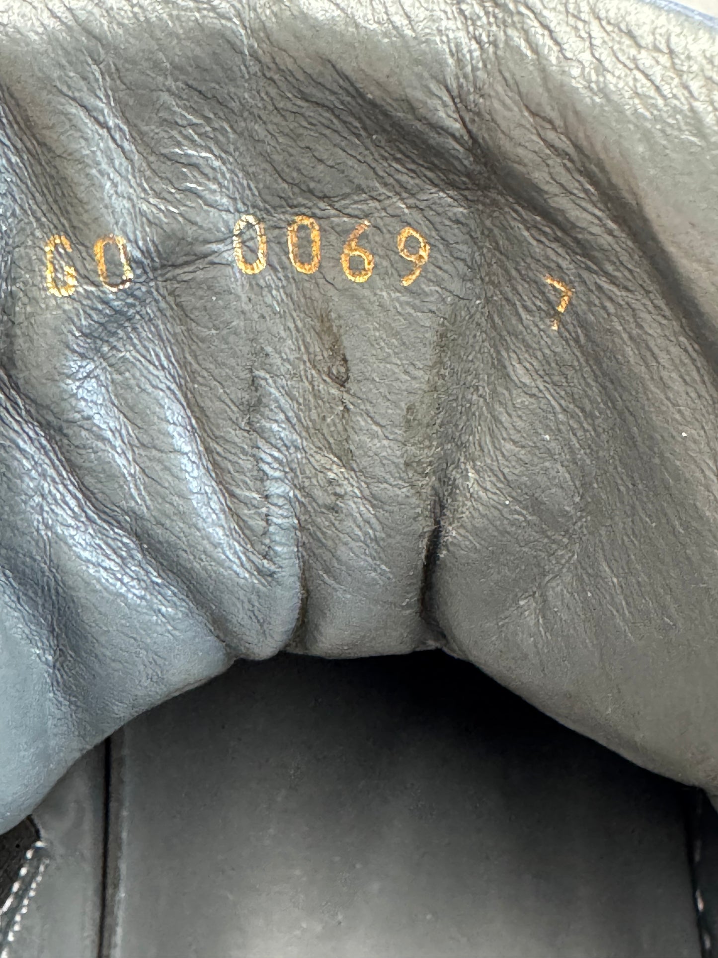 2009 SIZE 7 LOUIS VUITTON DON KANYE WEST 'ANTHRACITE' (PRE-OWNED NO BOX)