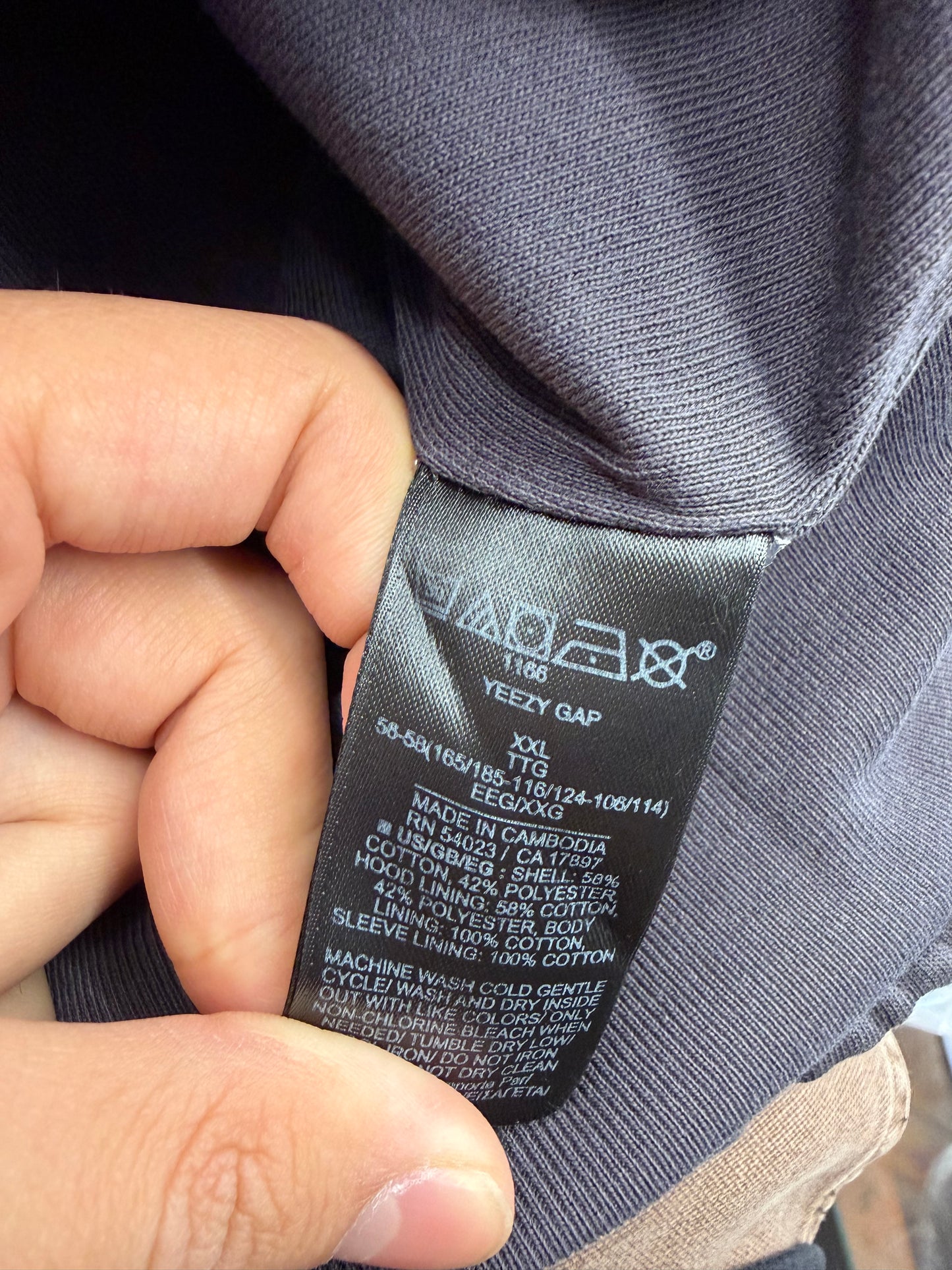 SS22 YEEZY GAP LOGO SHRUNKEN HOODIE - BLACK (2XL) (NEW)