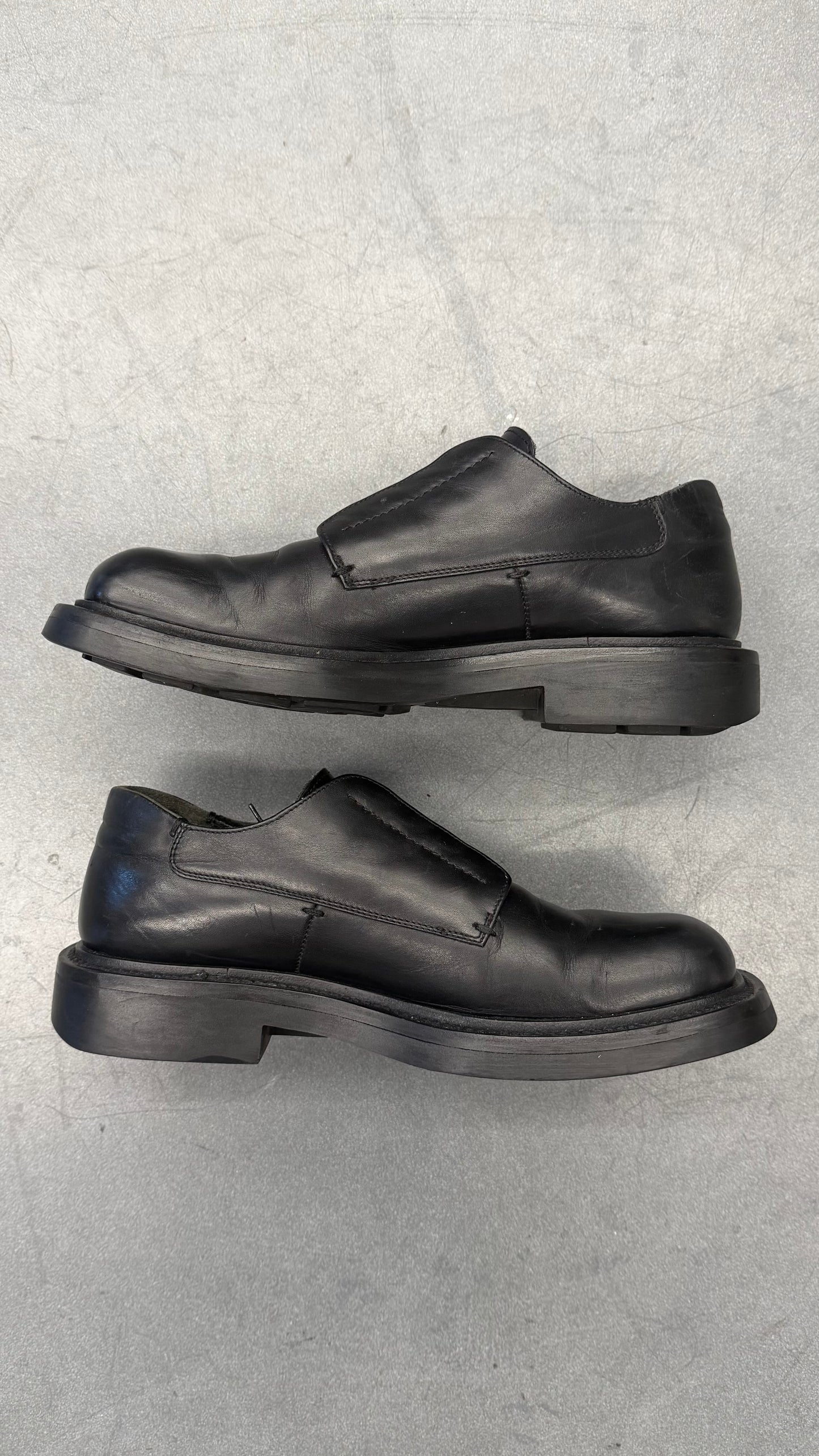 PRADA LEATHER OXFORD LACE UP LOAFERS (NO BOX)