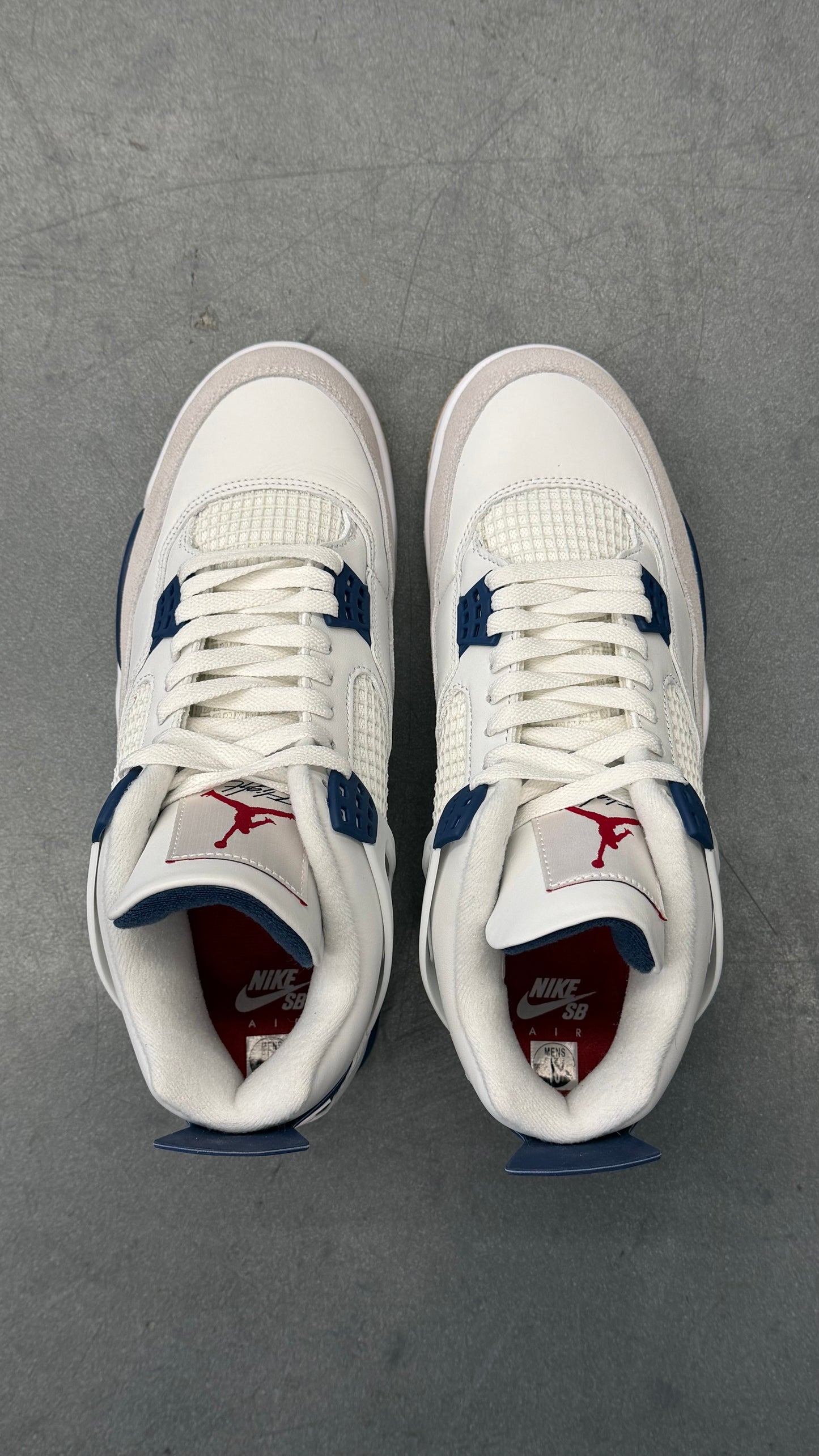 2025 JORDAN 4 RETRO SB NAVY