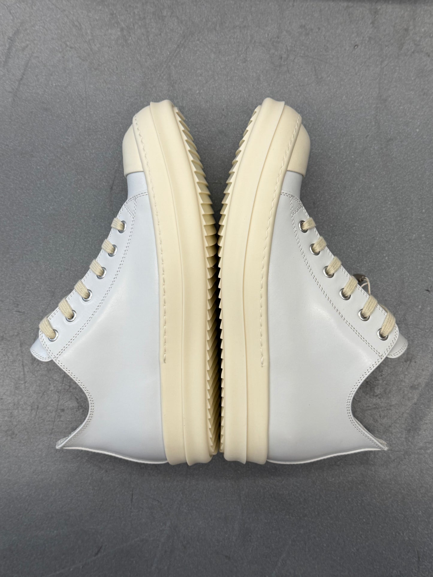 RICK OWENS LEATHER RAMONES LOW-TOP SNEAKERS - CHALK WHITE