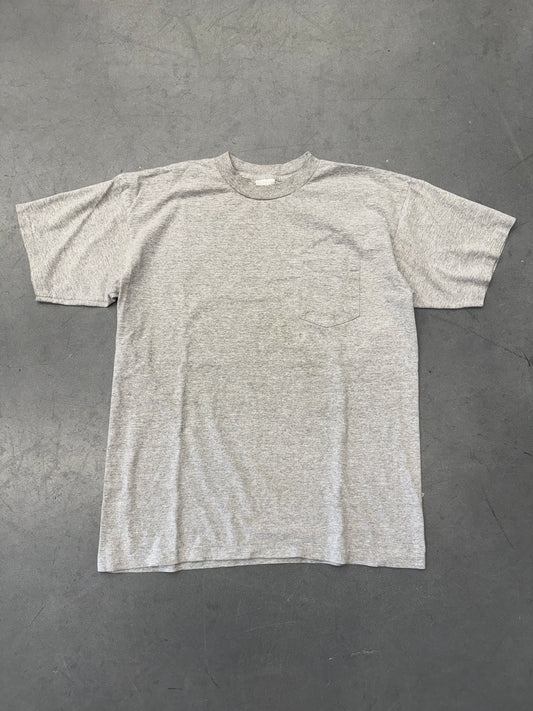 90'S MARLBORO VERTICAL SPELL-OUT POCKET TEE (FADED TAG)