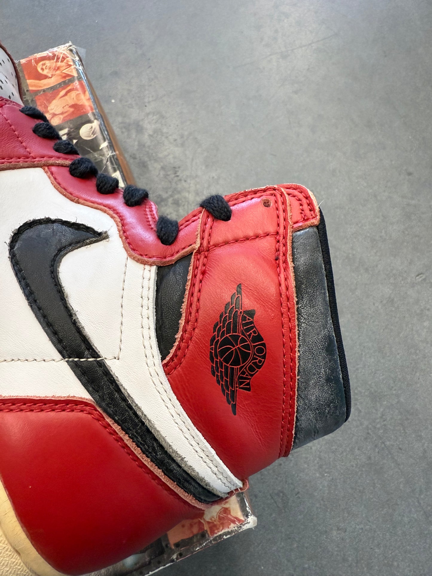 SIZE 7.5 1994 AIR JORDAN 1 CHICAGO HIGH (OG ALL + SIZE 8 BOX)