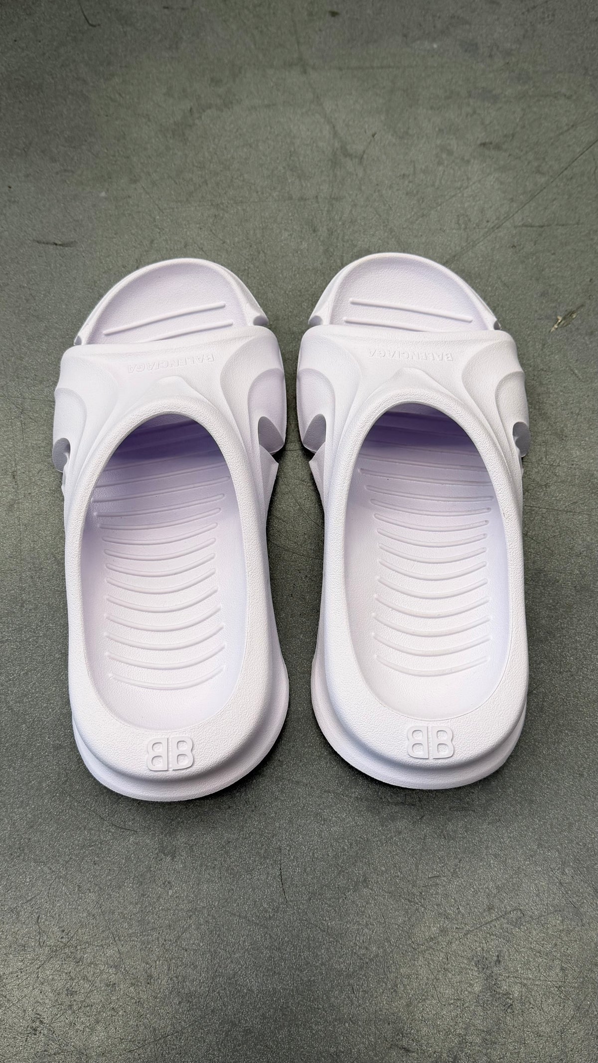 SIZE 39 BALENCIAGA MOLD SLIDE SANDALS WHITE/LIGHT PURPLE (NEW WITH BOX)