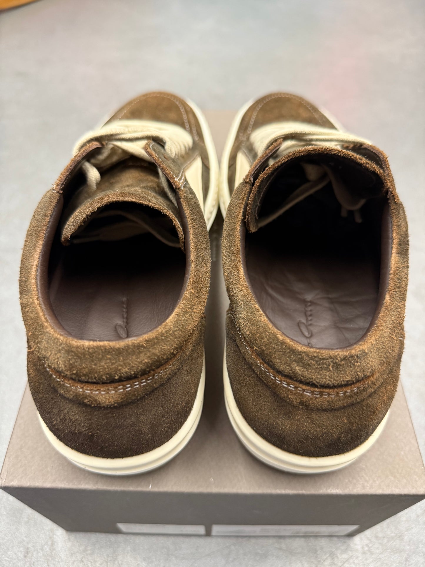 SIZE 41 RICK OWENS VINTAGE SNEAKS BROWN SUEDE (PRE-OWNED WITH BOX)