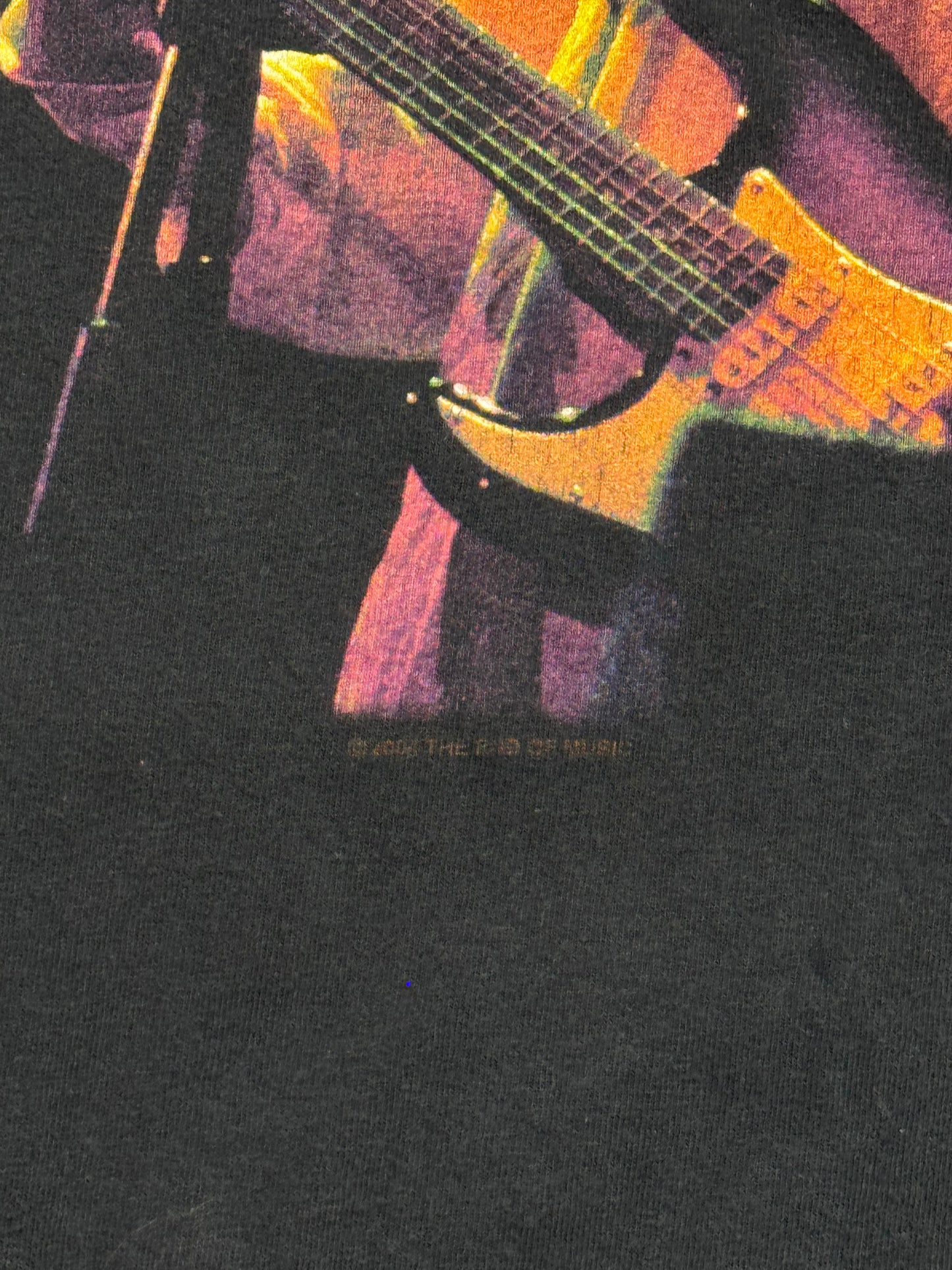 2004 KURT COBAIN THE END OF MUSIC TEE (GILDAN TAG)