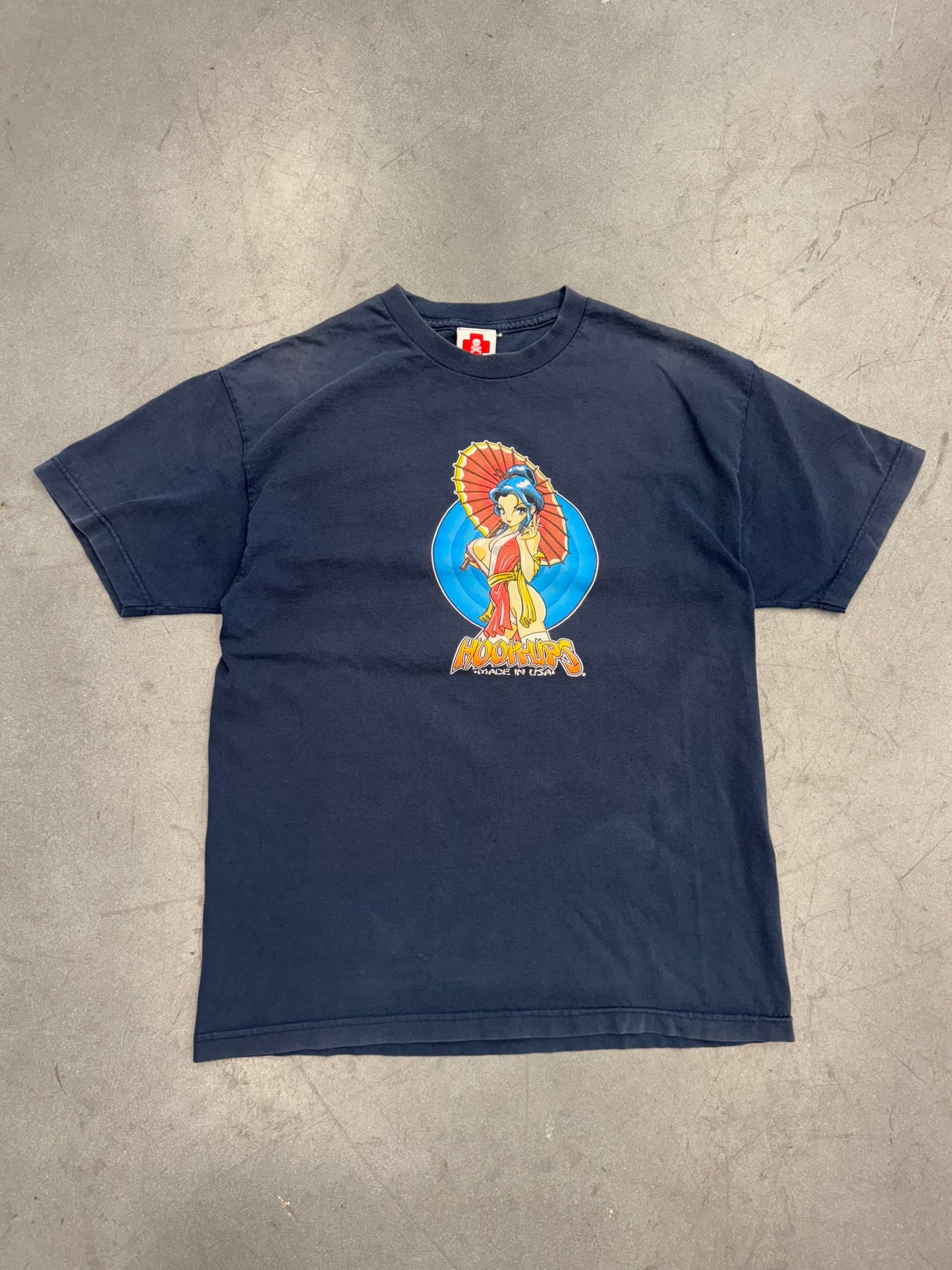 90S HOOK-UPS MADE IN USA JAPANESE UMBRELLA GIRL TEE (HOOK-UPS TAG)