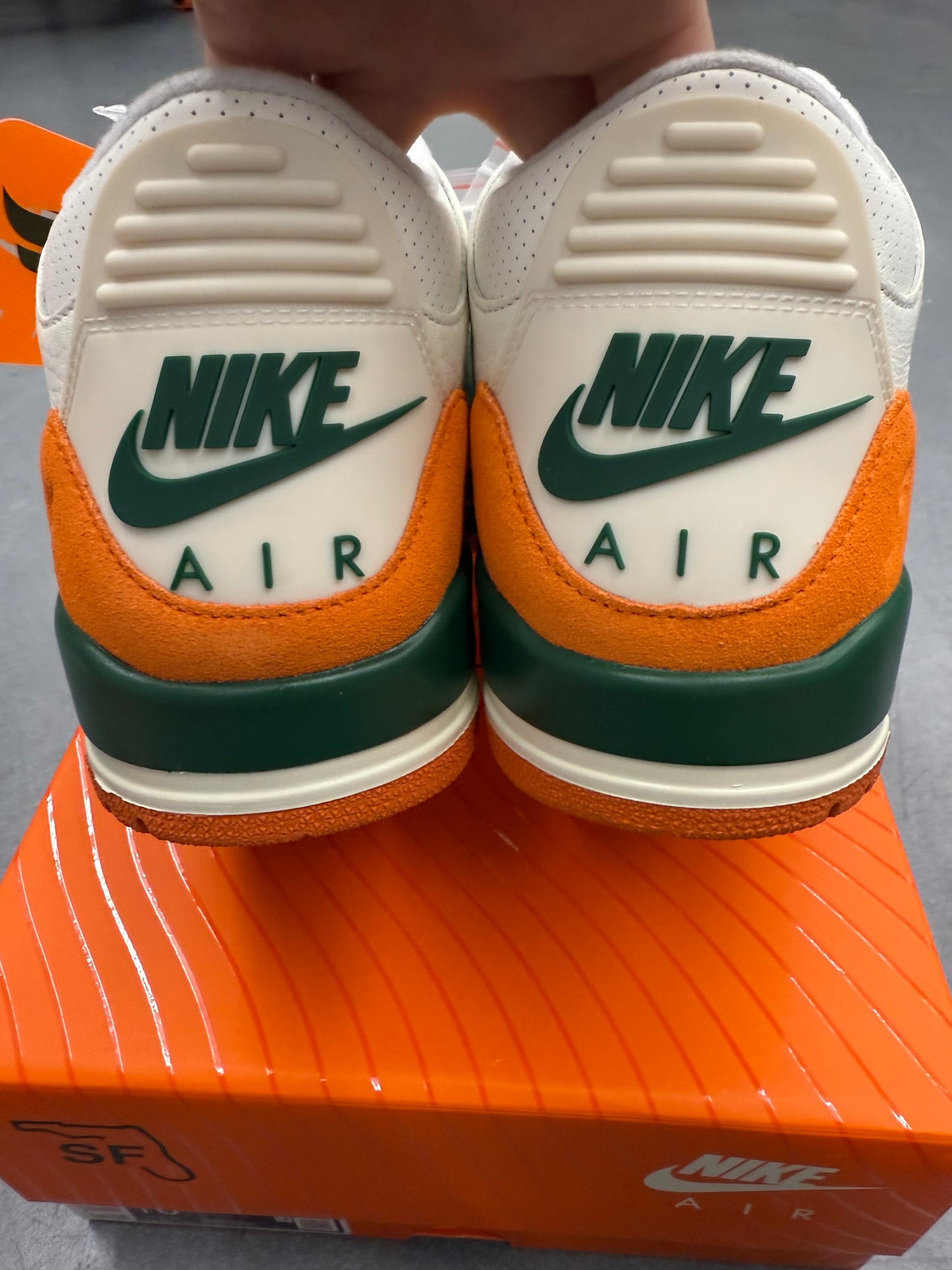 2025 SIZE 10 JORDAN 3 RETRO SP SOLEFLY MIAMI ART BASEL EXCLUSIVE (NEW WITH BOX)