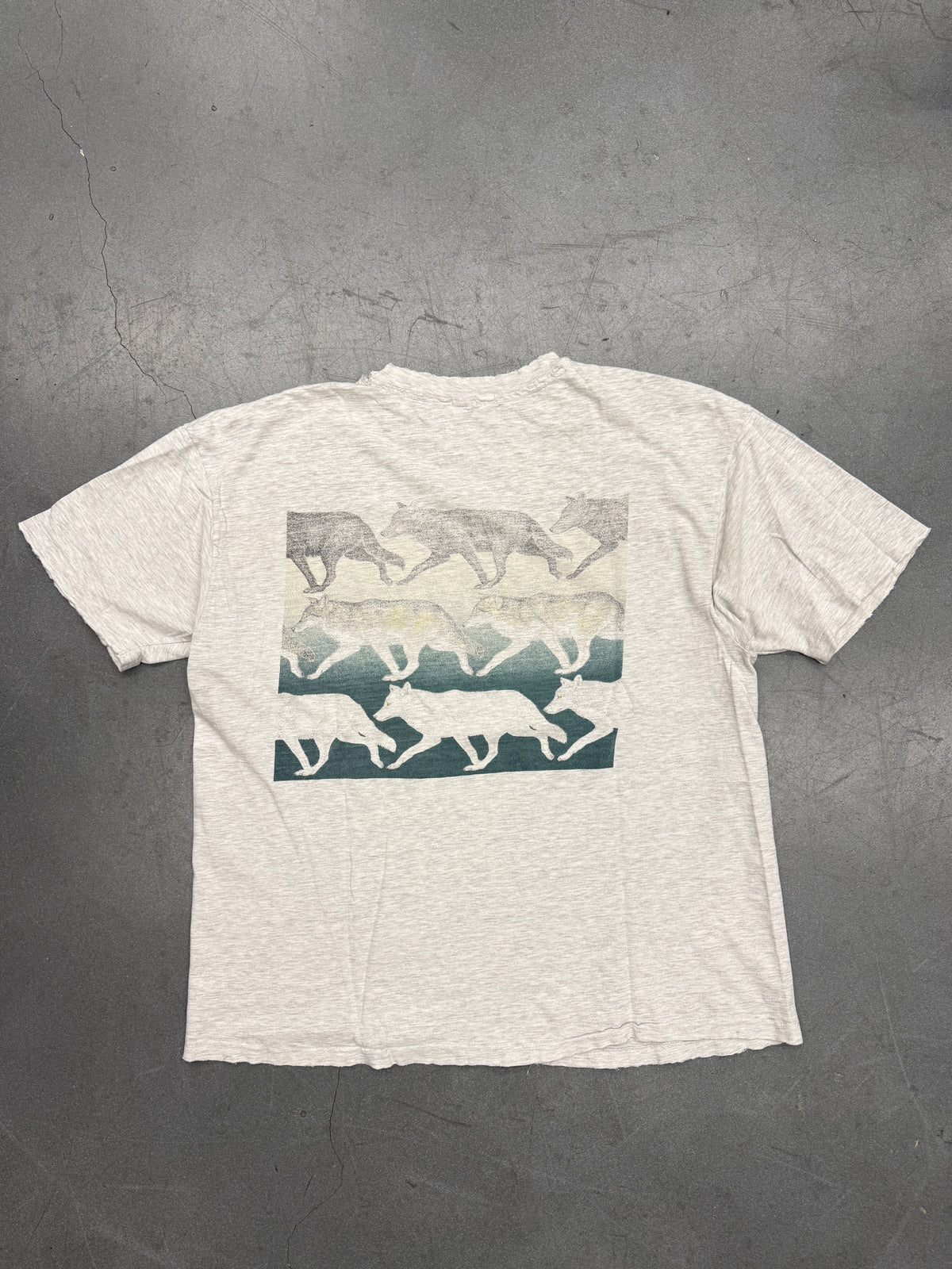1993 GRAY WOLVES LIBERTY GRAPHICS FADED TEE (HANES BEEFY TAG)