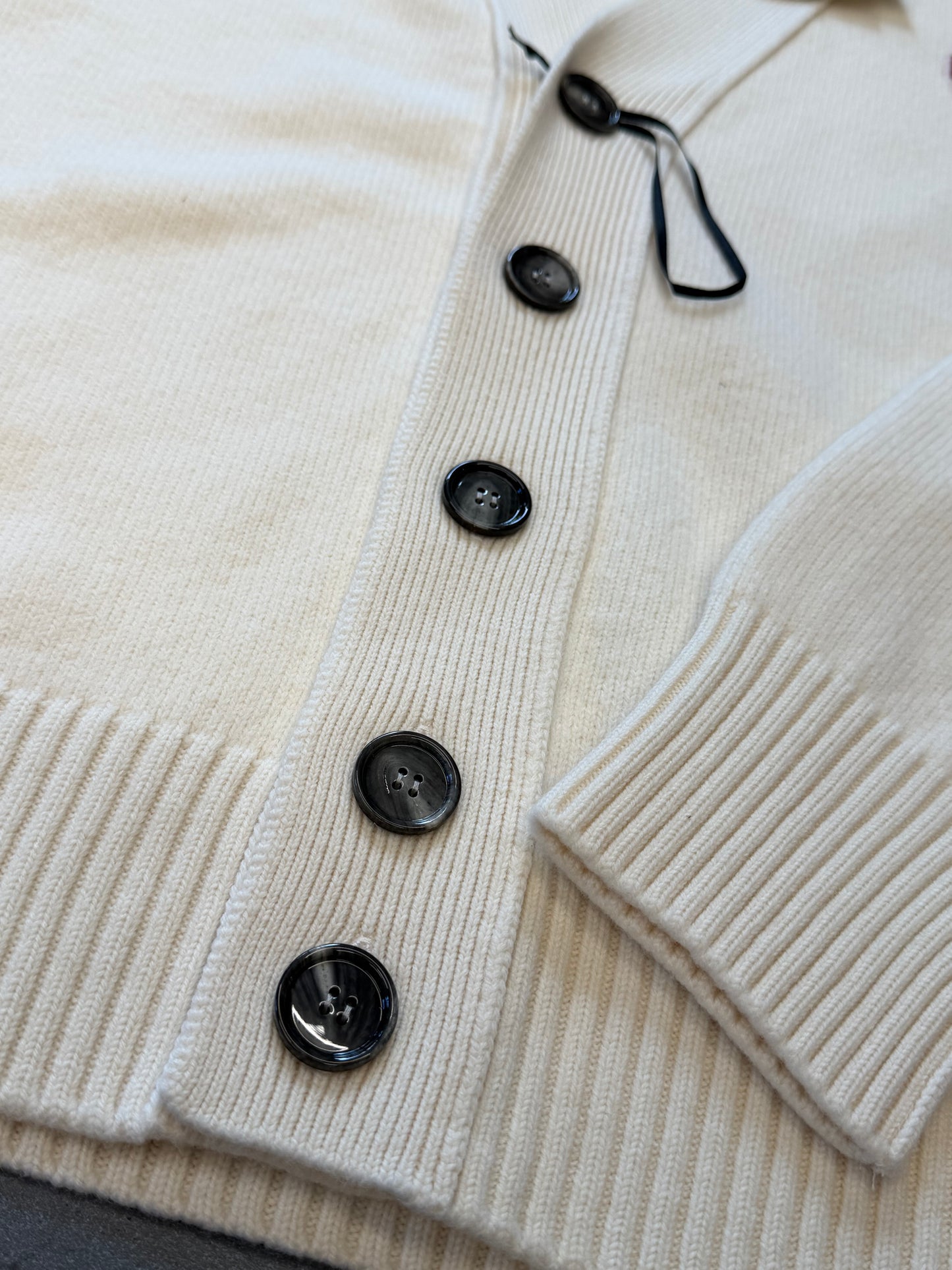 AMI PARIS MONOGRAM WOOL CARDIGAN - WHITE (M) (NWT)