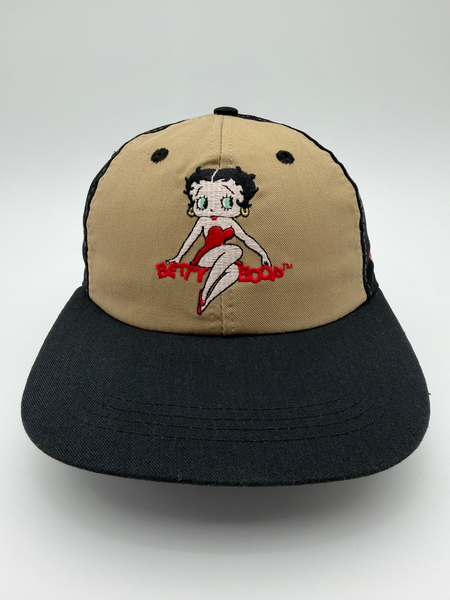 90'S BETTY BOOP SNAPBACK - TAN/BLACK