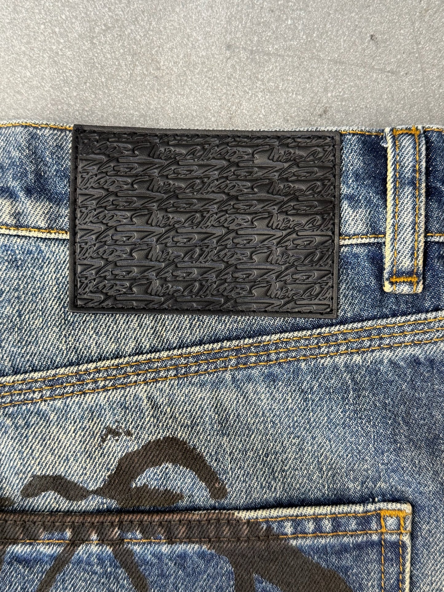 MARC JACOBS FUTURA PAINTED OVERSIZED JEANS