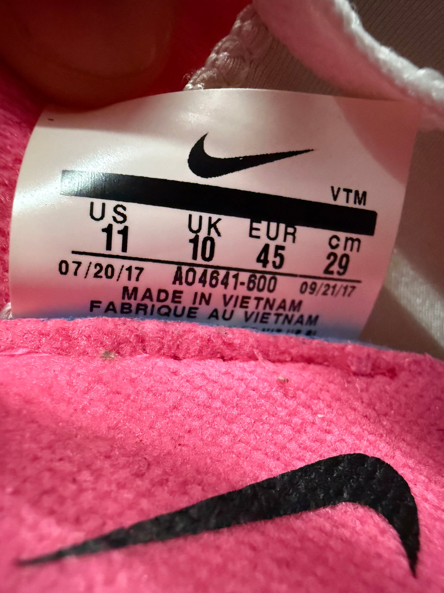 2018 SIZE 11 NIKE AIR MAX 180 CDG - WHITE/PINK