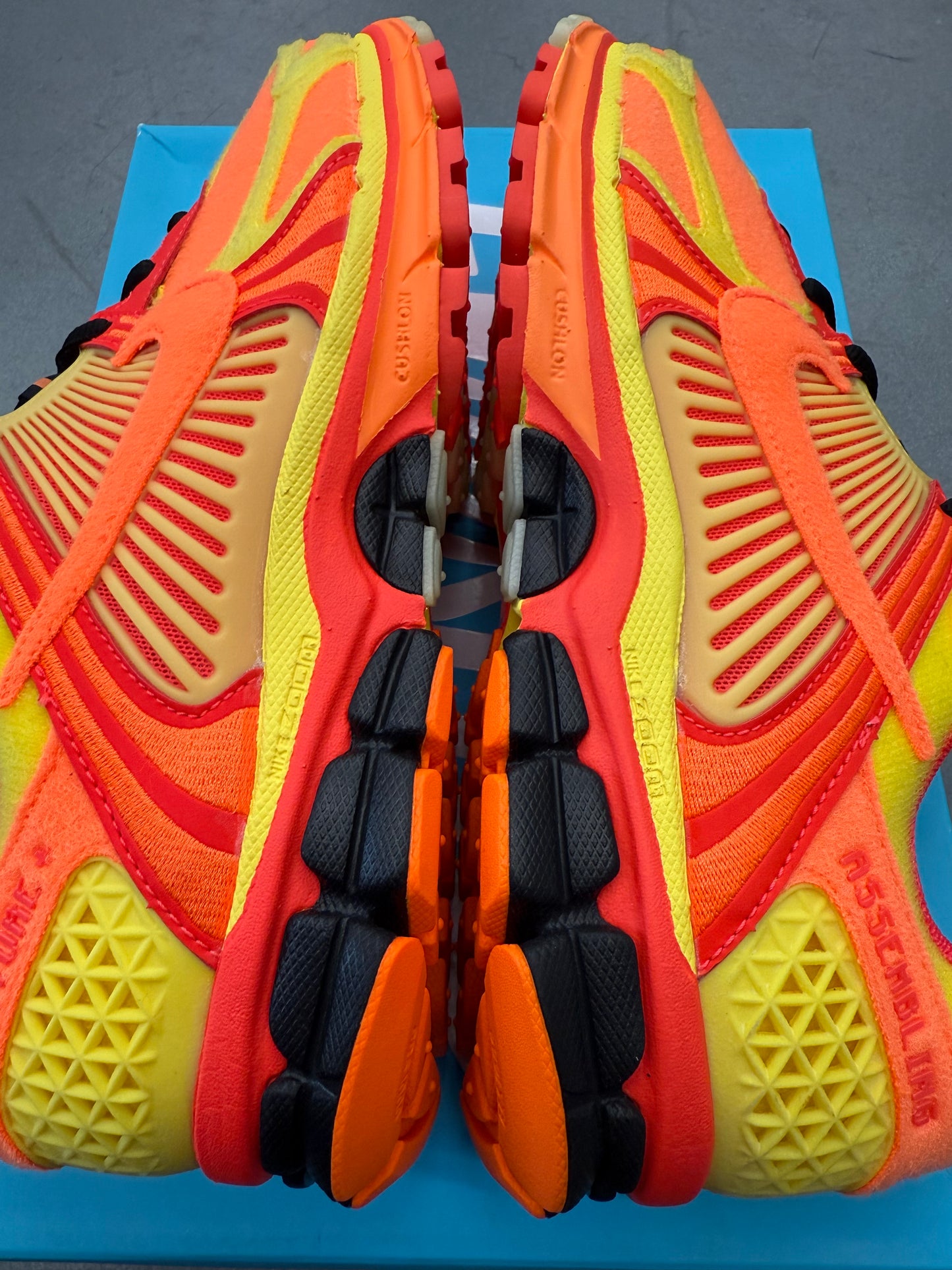 2023 SIZE 8.5 NIKE ZOOM VOMERO 5 DOERNBECHER