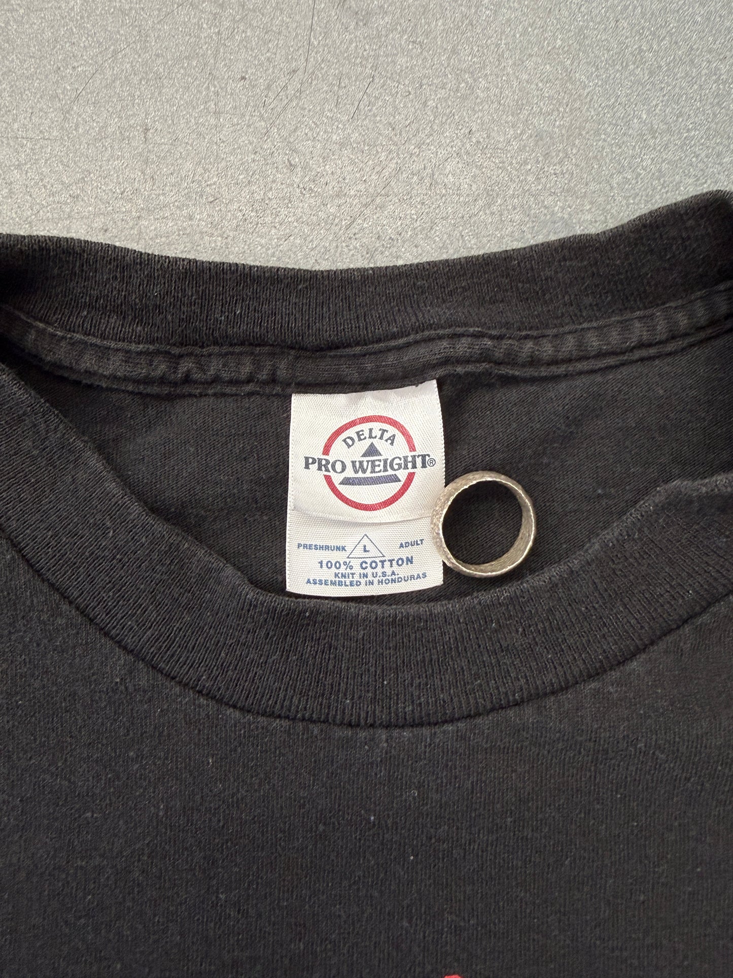 VINTAGE GRAVE DIGGER RACE TEAM SINCE 1981 LS TEE (DELTA PRO WEIGHT TAG)