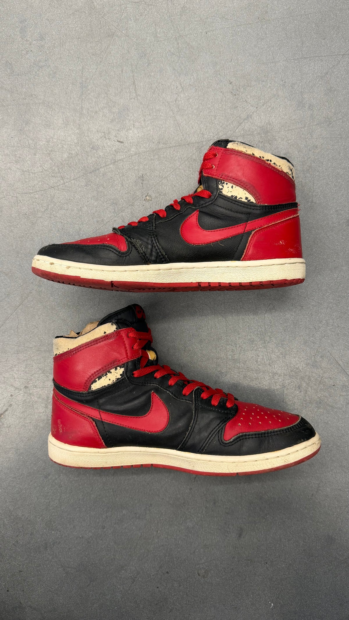 1985 AIR JORDAN 1 HIGH - BRED (E)