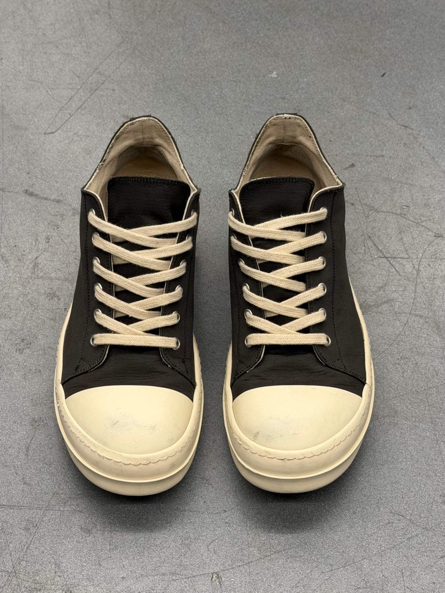 SIZE 40.5 RICK OWENS NYLON DRKSHDW LIDO LOW SNEAKS (NO BOX)