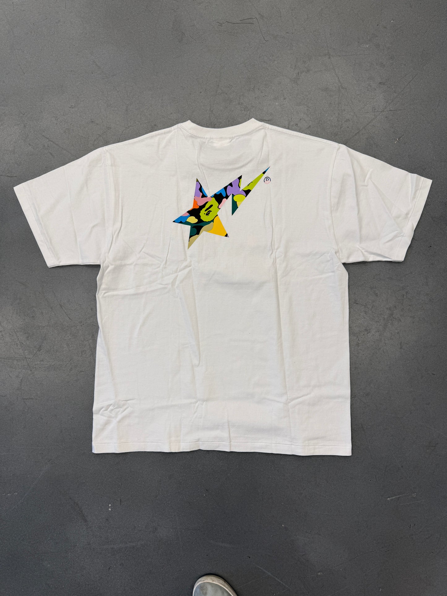A BATHING APE BAPE MIXED CAMO COLLEGE BAPE LOGO TEE WHITE