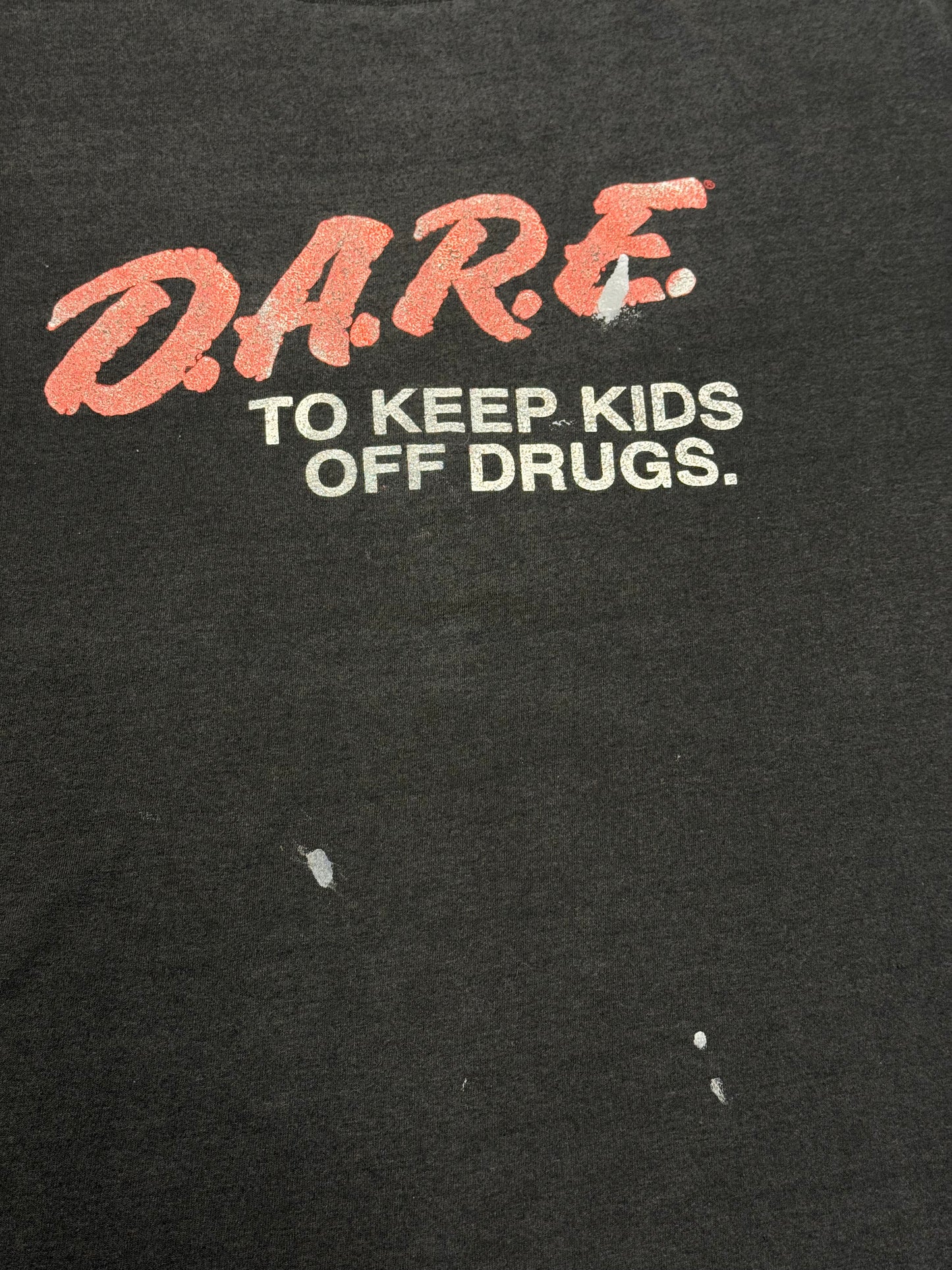 90S D.A.R.E. TO KEEP KIDS OFF DRUGS. TEE (HANES TAG)