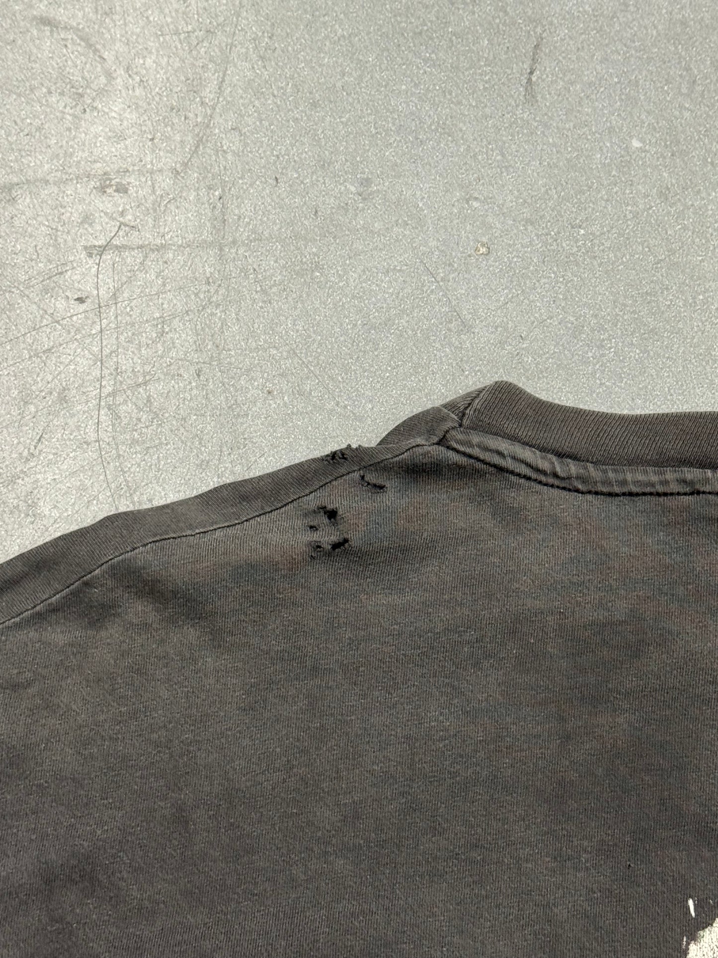 90S I MOTHER EARTH LS BAND TEE (HANES BEEFY TAG)