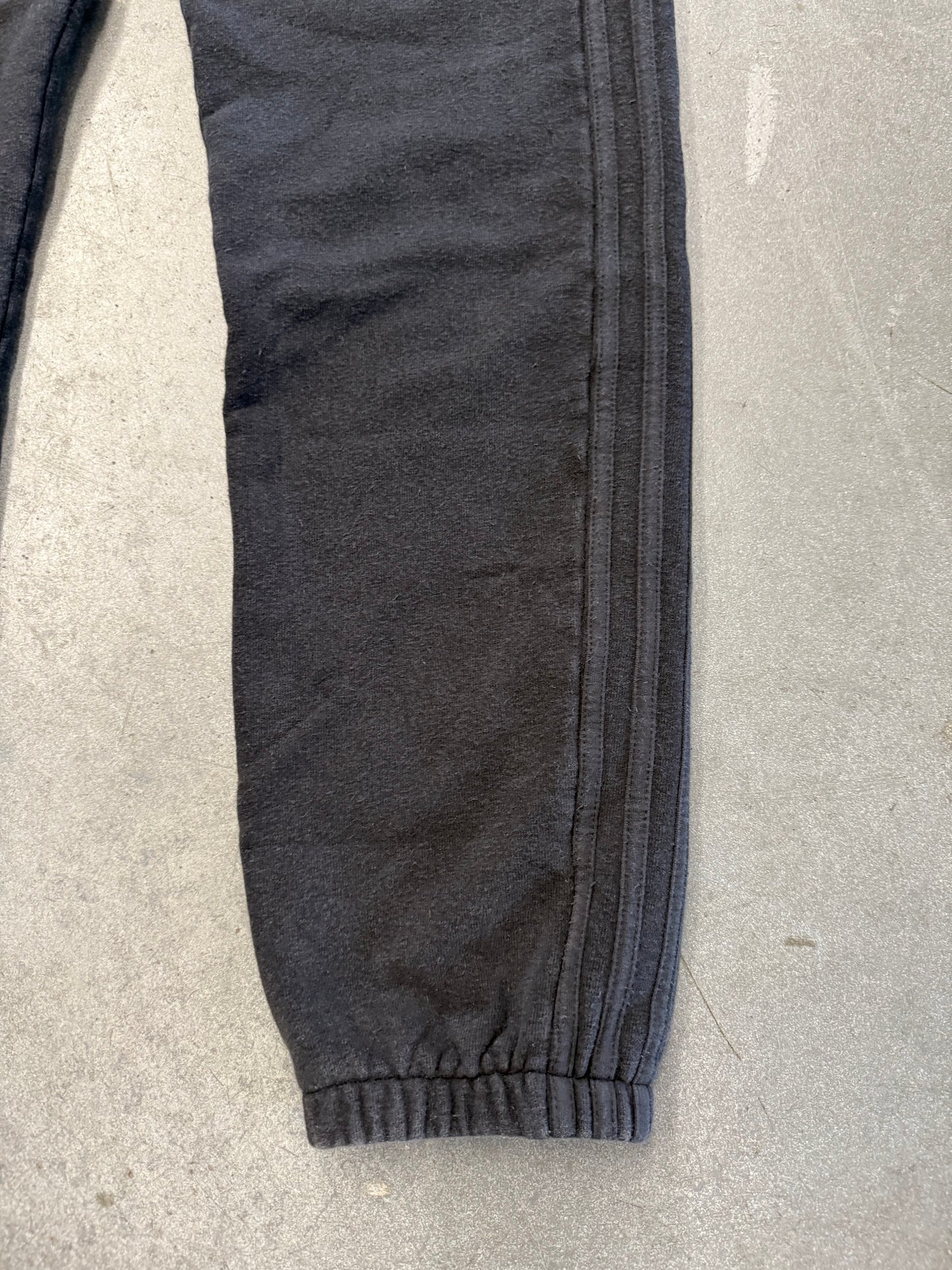 YEEZY SEASON 5 CALABASAS SWEATPANT - LUNA (S) (NWT)