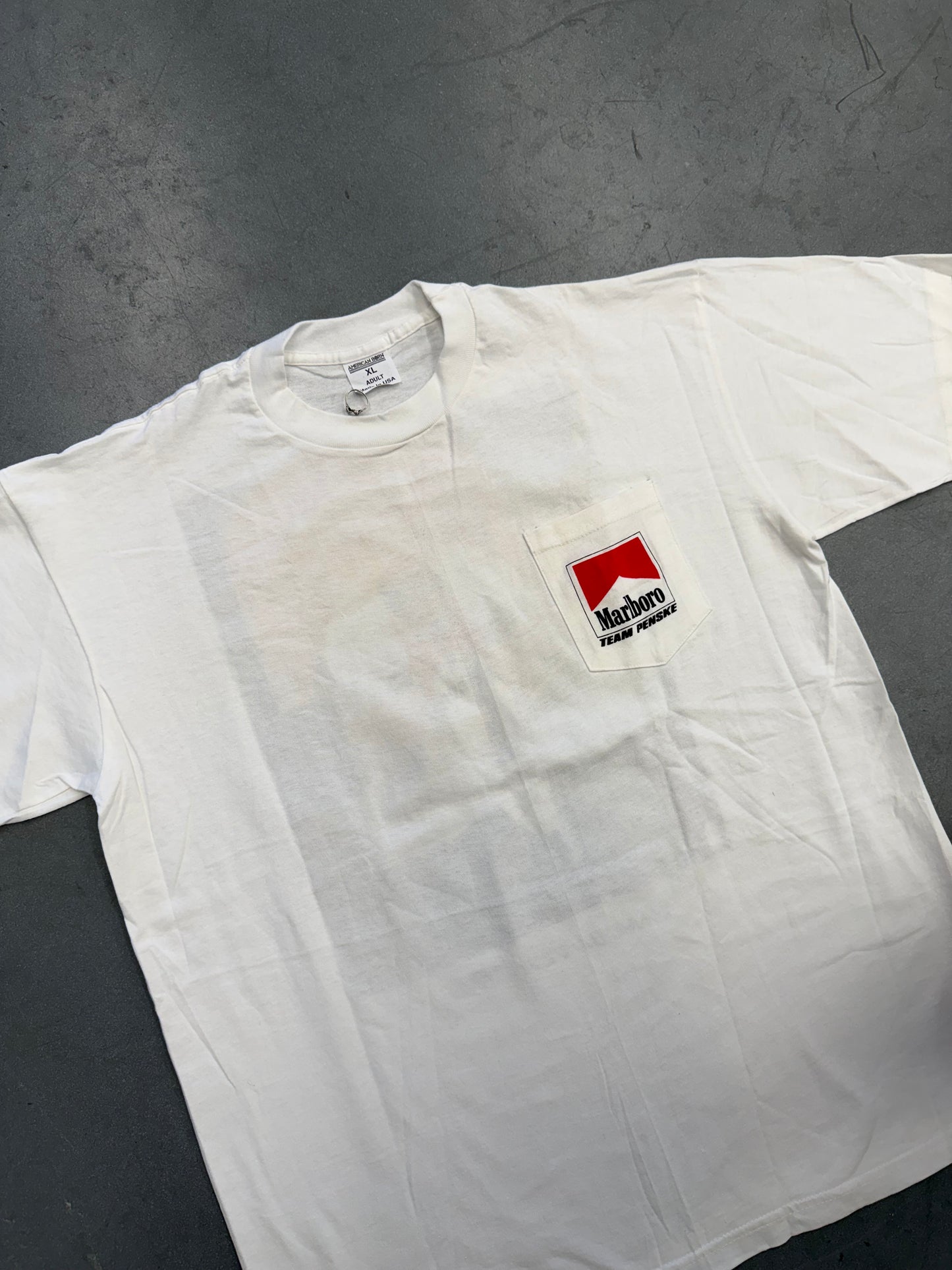 1995 MARLBORO TEAM PENSKE VANCOUVER POCKET TEE (AMERICAN BORN TAG)