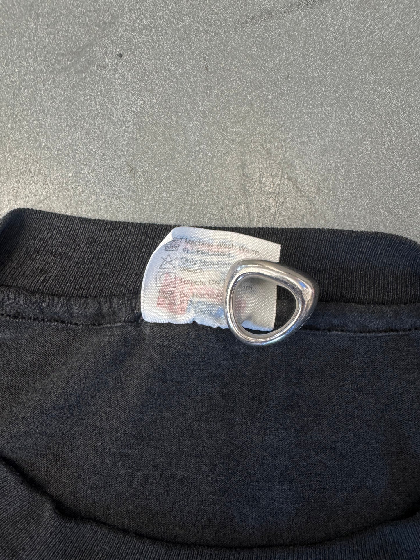 90S D.A.R.E. TO KEEP KIDS OFF DRUGS. TEE (HANES TAG)