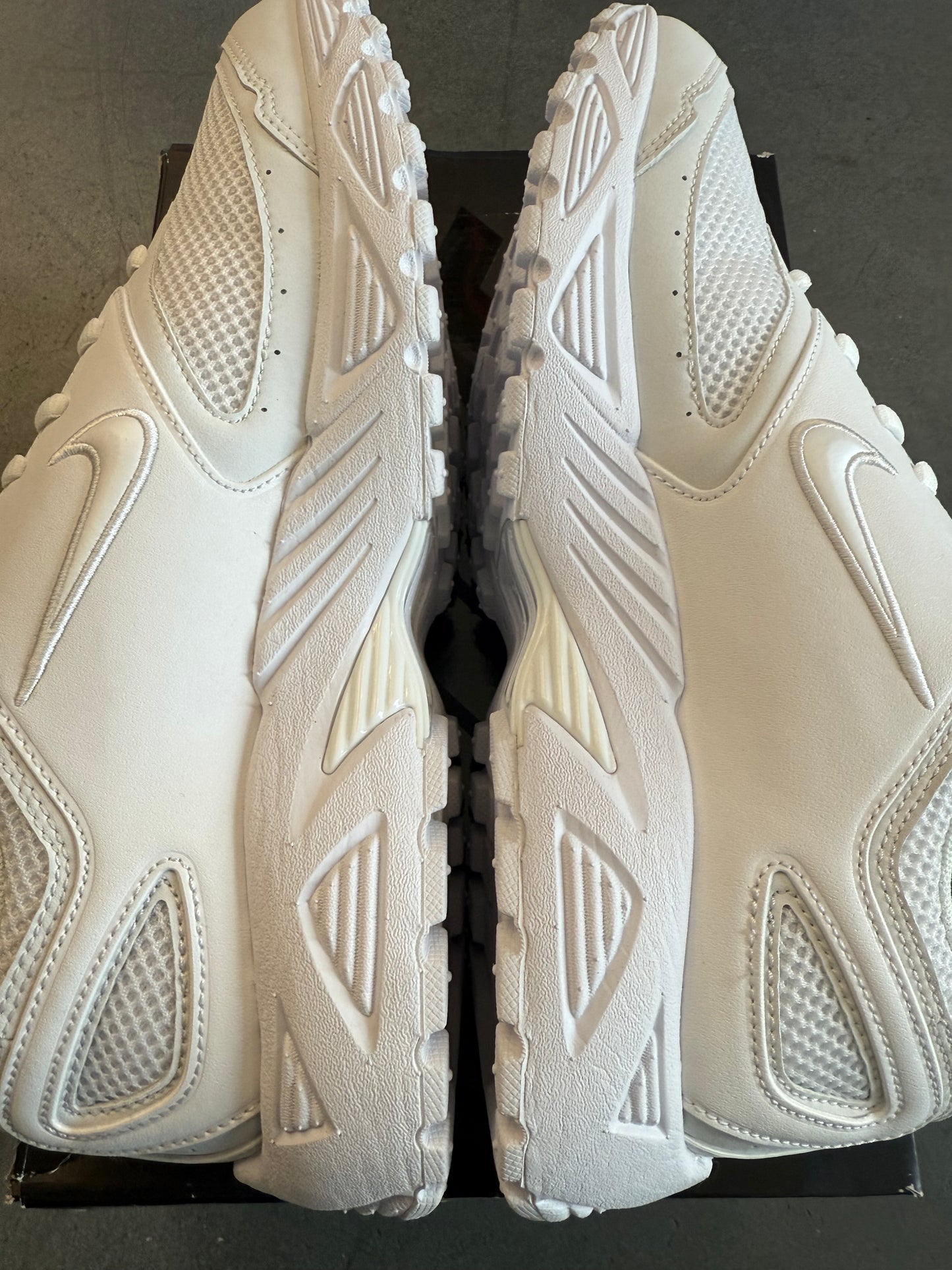 2023 SIZE 10 WHITE NIKE AIR PEGASUS 2005 SP COMMES DES GARCONS HOMME PLUS (NEW WITH BOX)