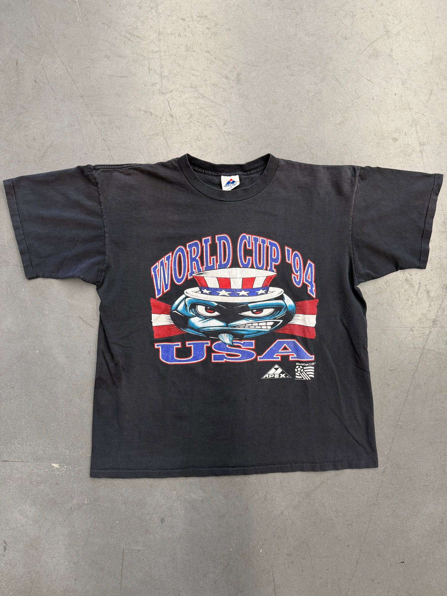 1991 WORLD CUP '94 USA SOCCER BALL FACE TEE (APEX ONE TAG)