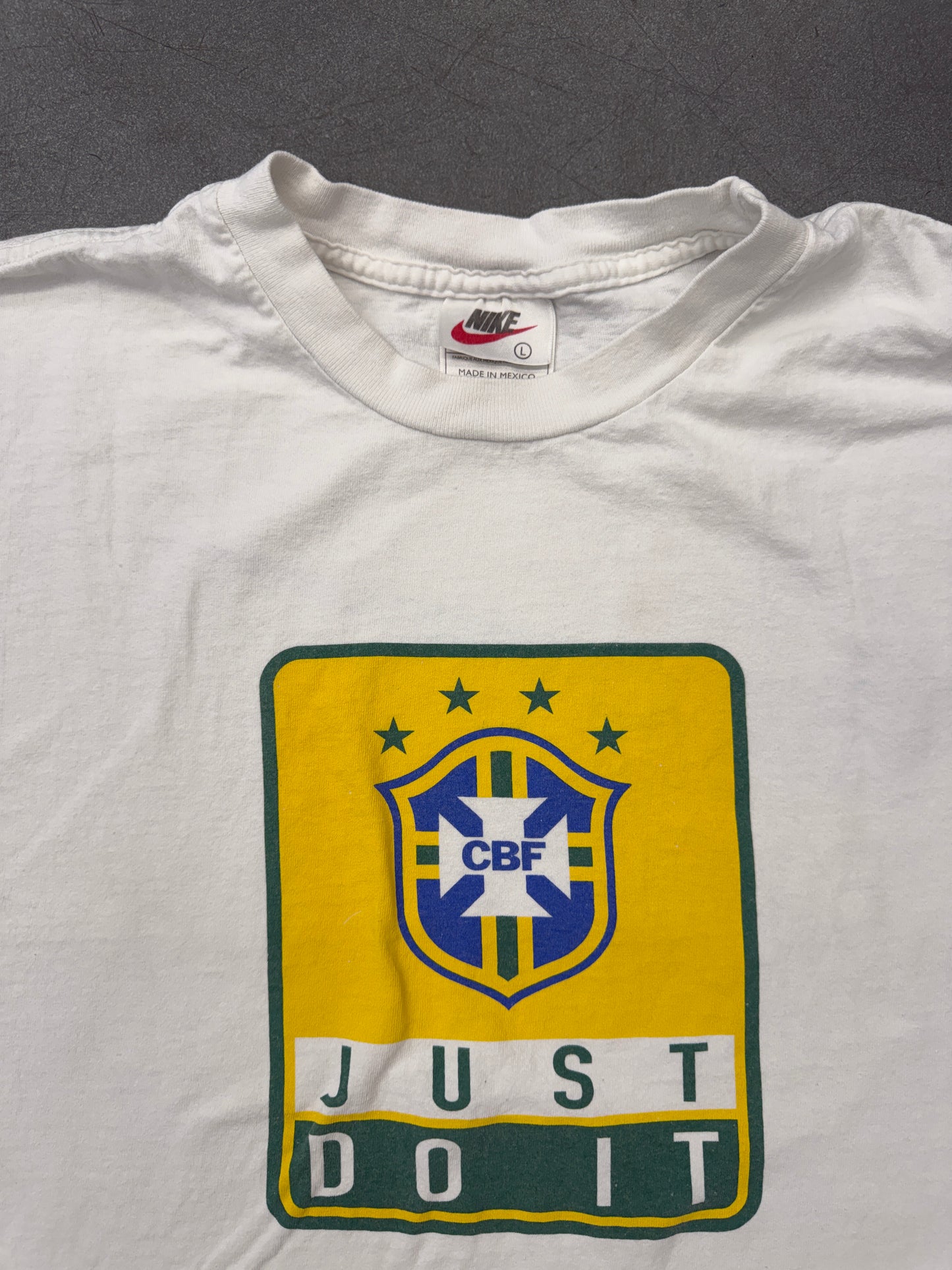 90S NIKE CBF "FUTEBOL" CUTOFF TEE (NIKE RED CHECK TAG)